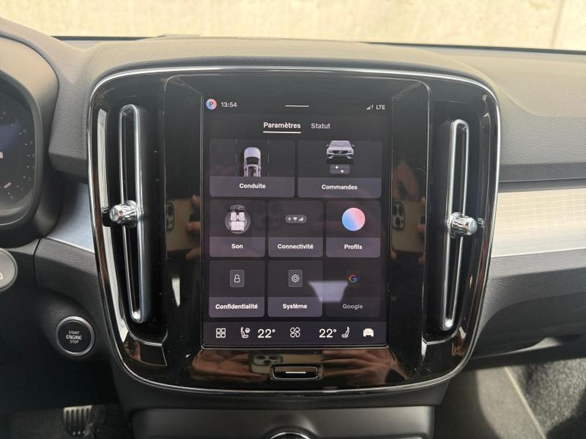 Volvo XC40 B3 Plus Dark / Essence (2025) - Foto 16