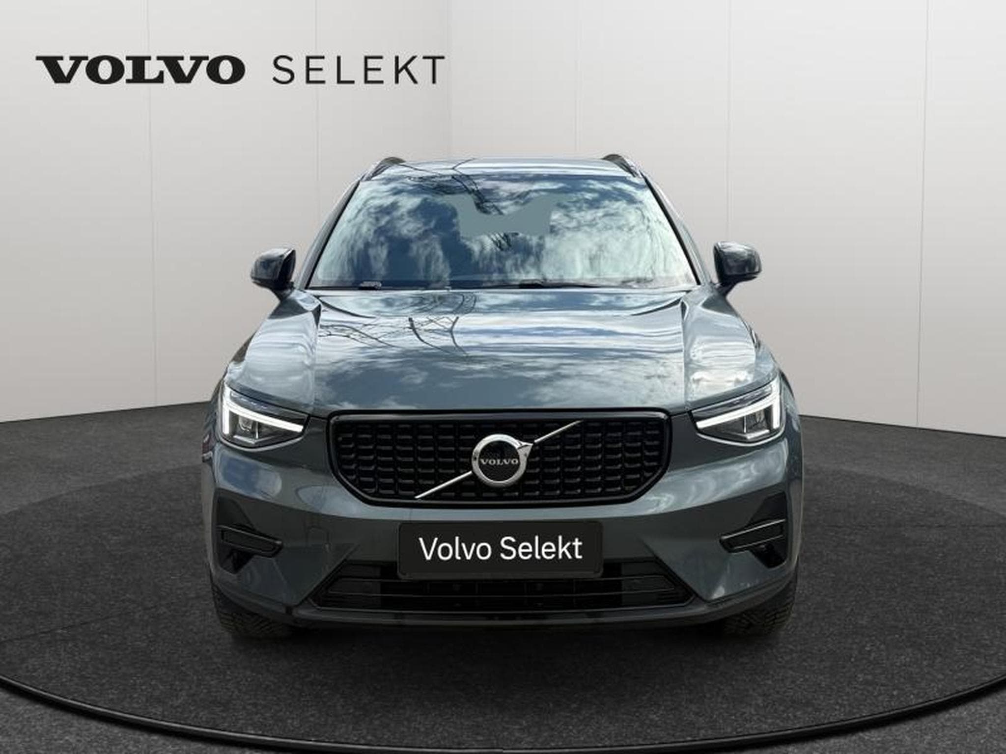 Volvo XC40 B3 Plus Dark / Essence (2025) - Foto 8