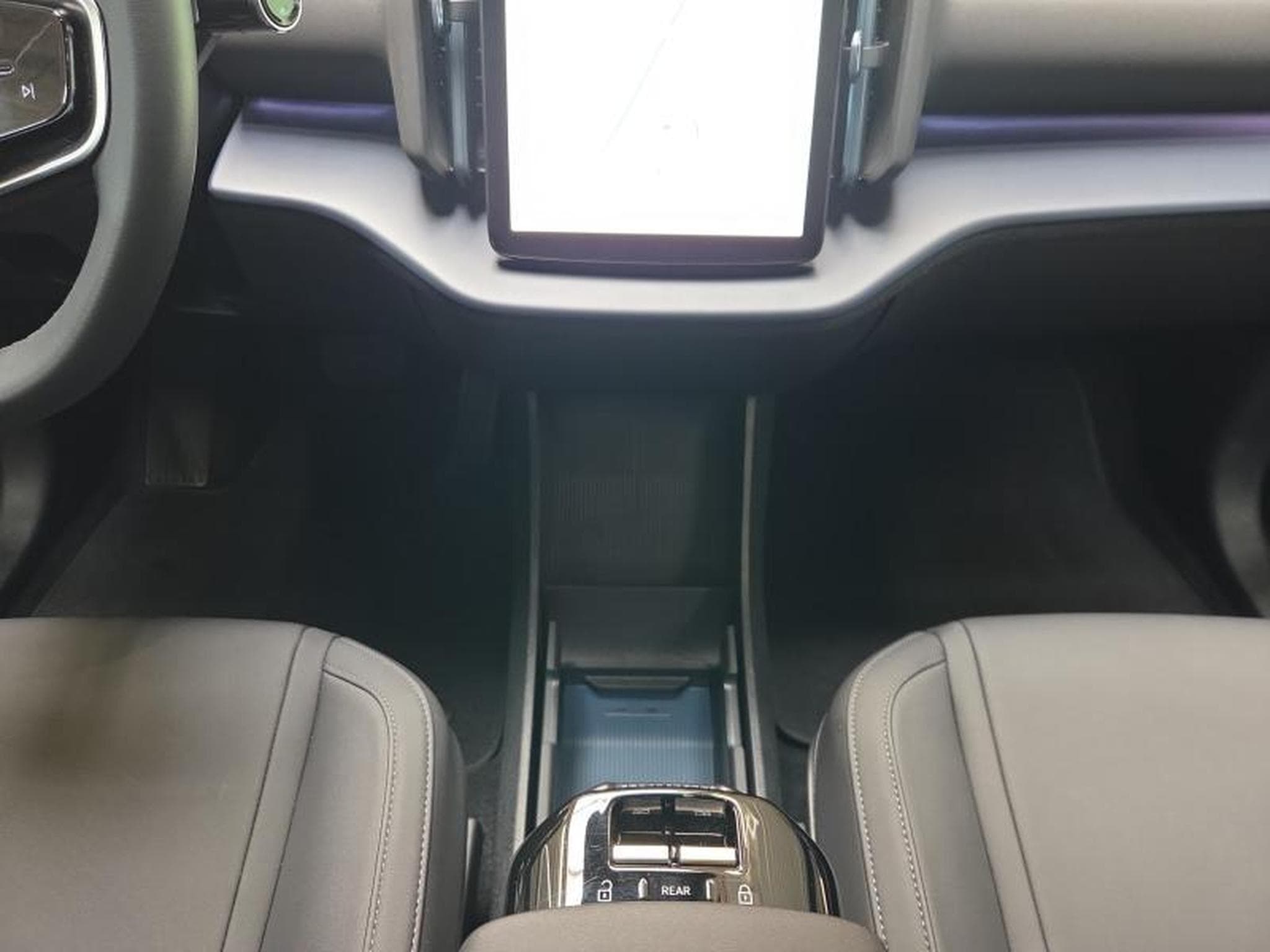 Volvo EX30 Plus SMER / Elecrique (2024) - Photo 11