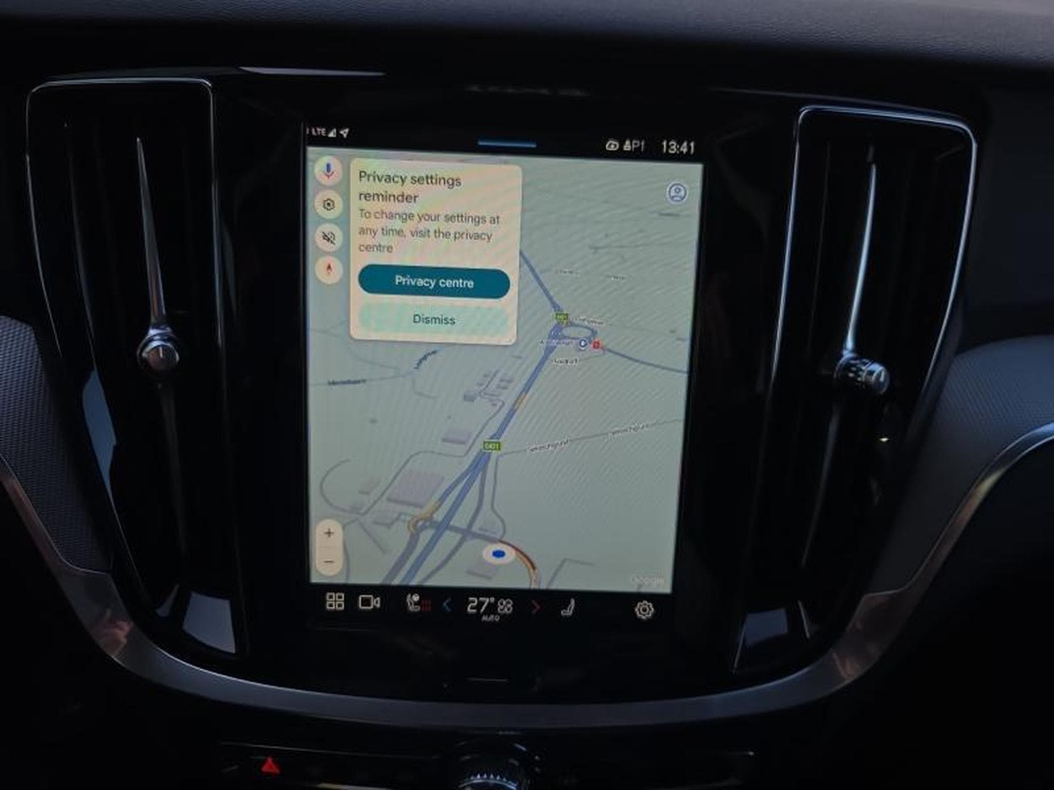 Volvo V60 B4 Plus Dark / Essence (2025) - Foto 16