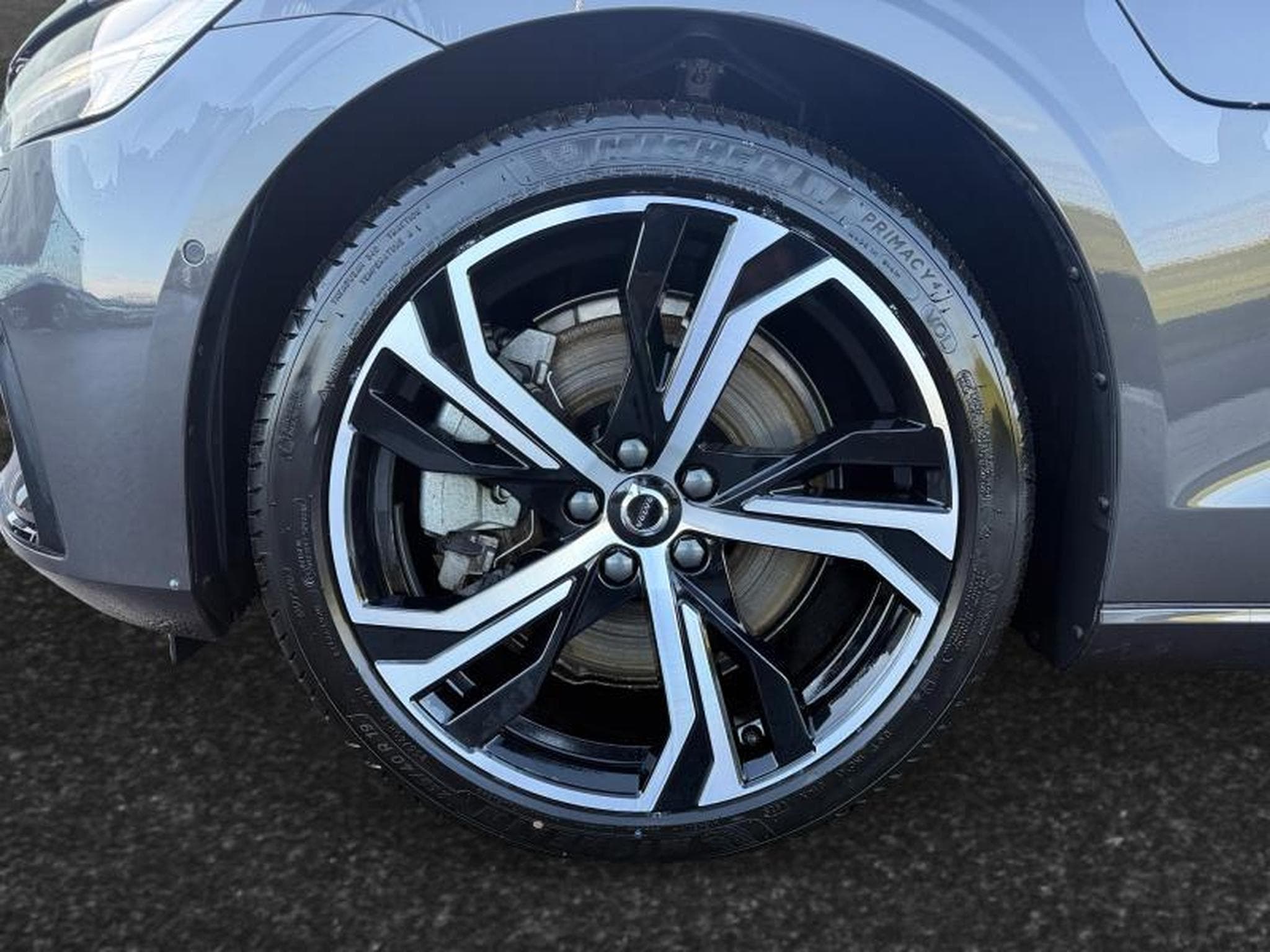 Volvo V60 T6 Plus Dark / Hybride (2025) - Photo 14