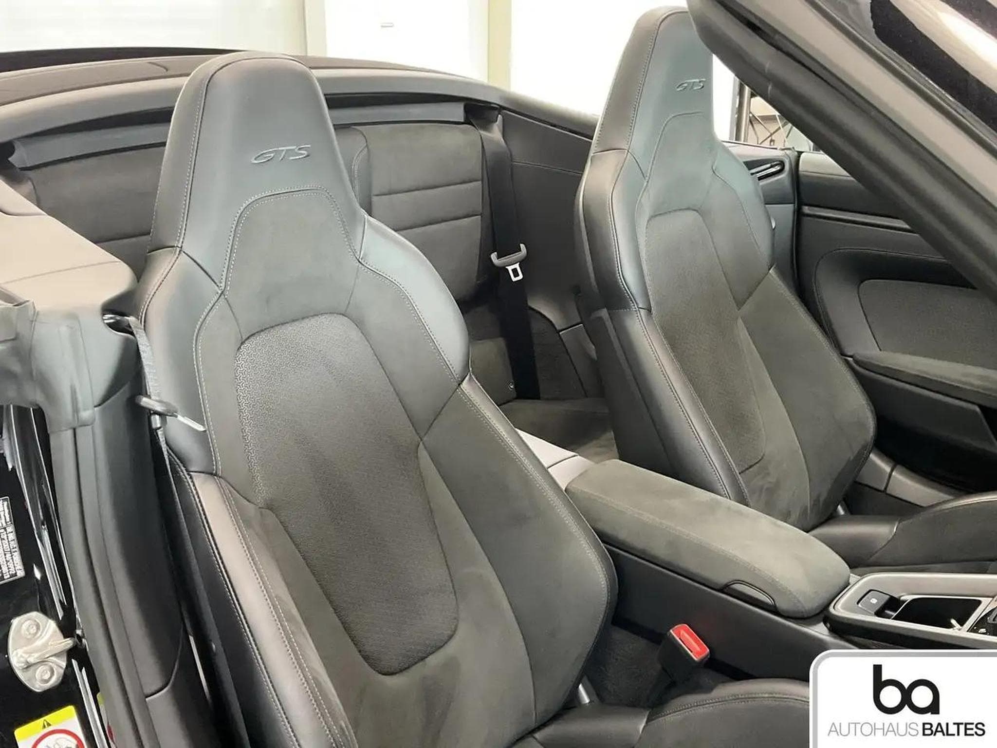 Porsche 911 (2025) - Foto 7