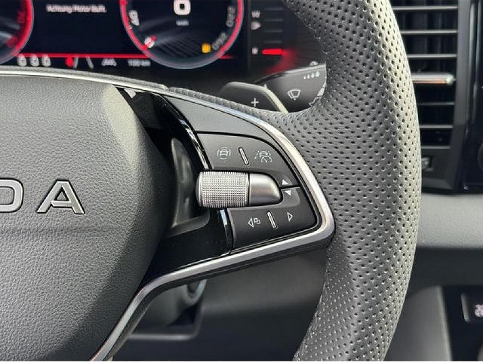 Skoda Karoq (2026) - Foto 13