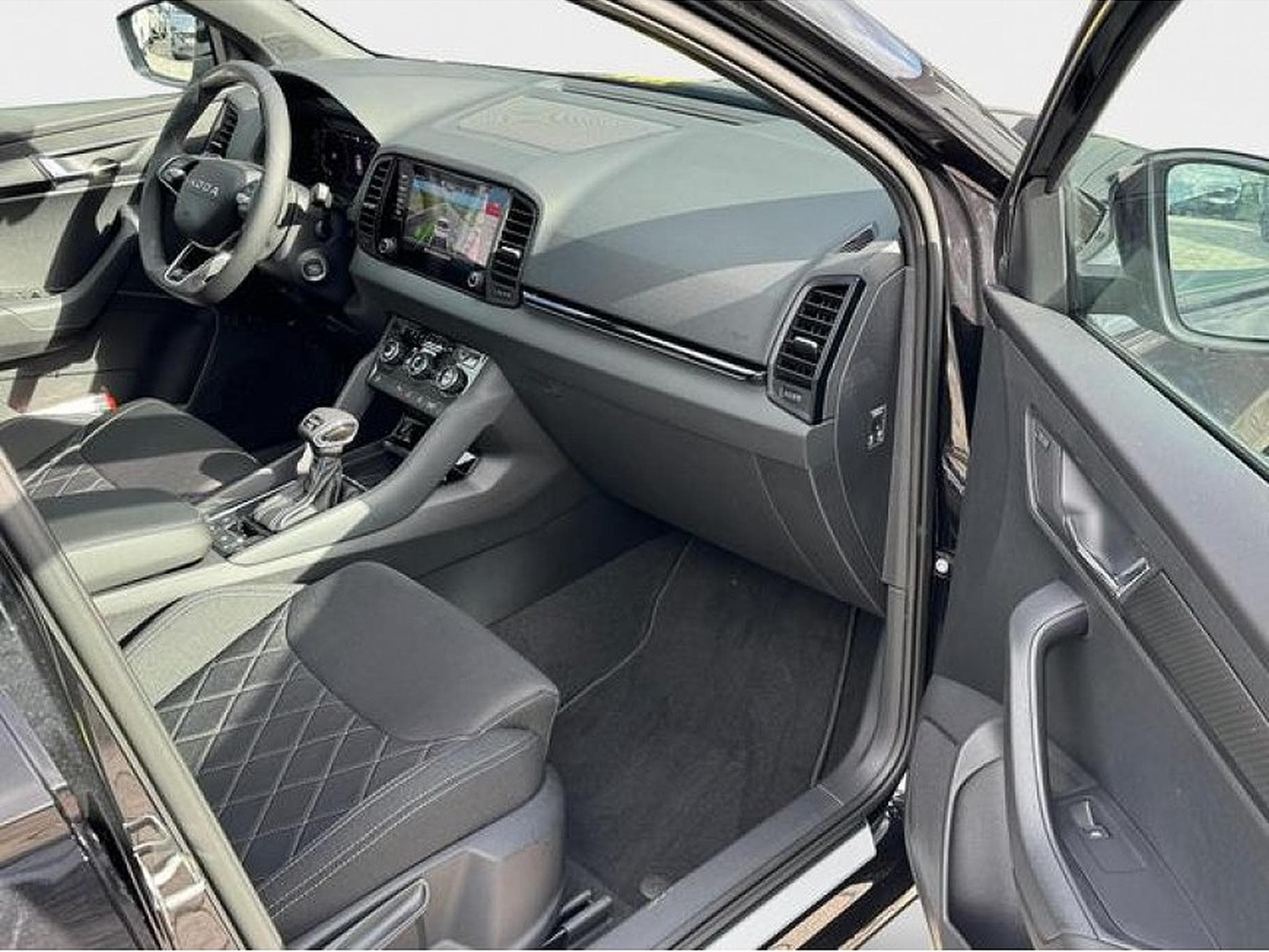 Skoda Karoq (2026) - Foto 8