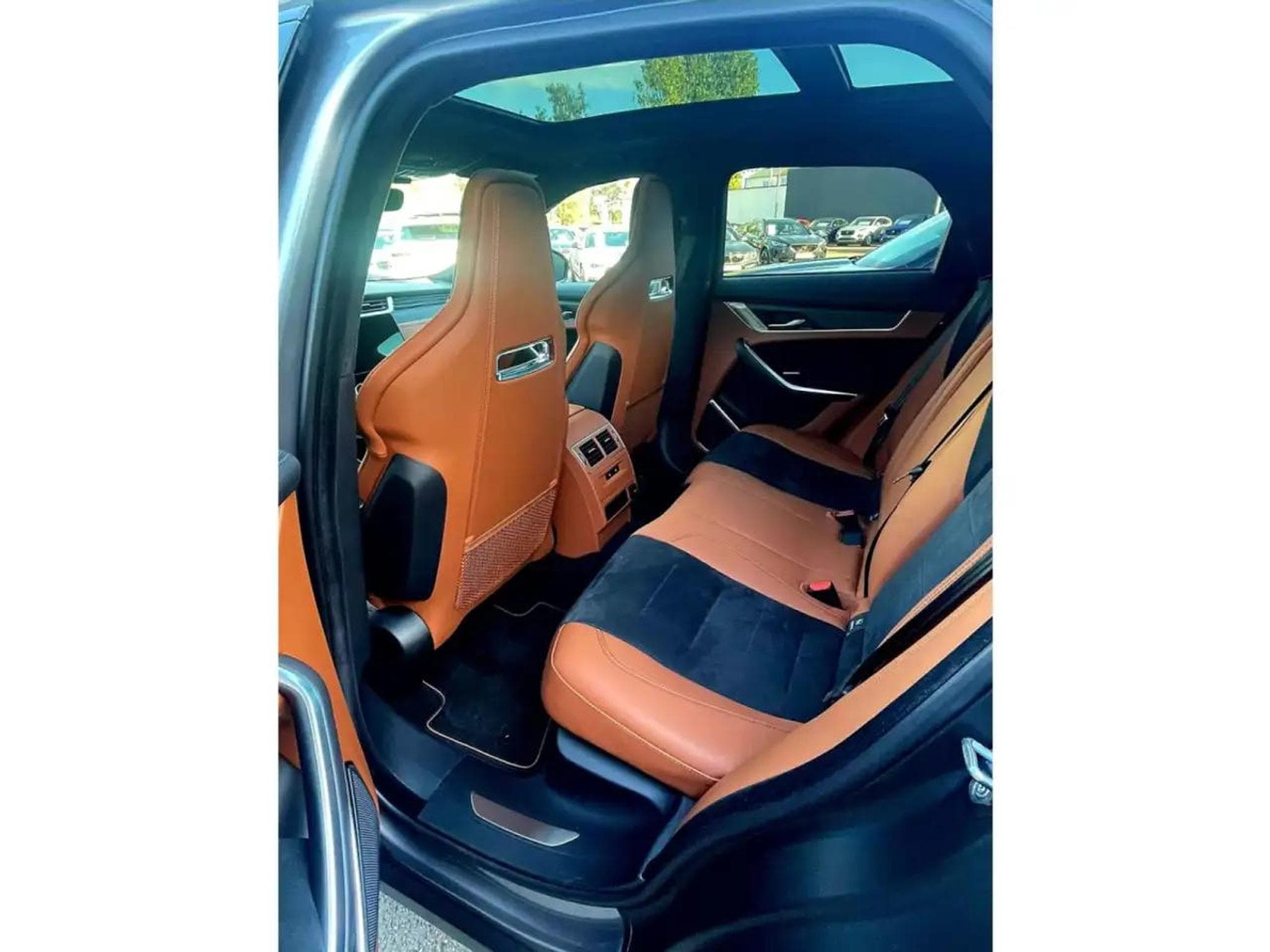 Jaguar F-Pace (2021) - Foto 12