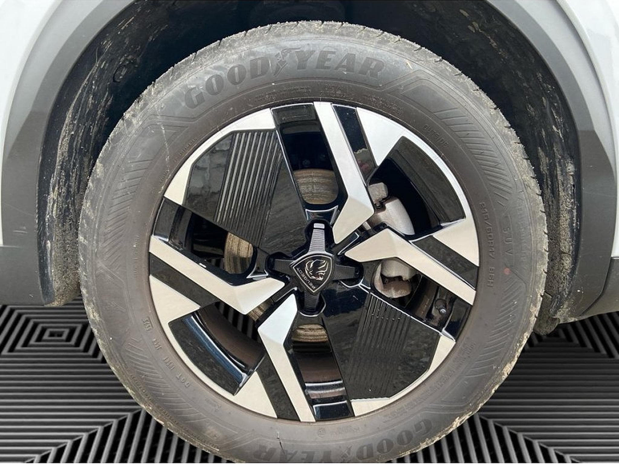 Peugeot 2008 (2026) - Foto 8