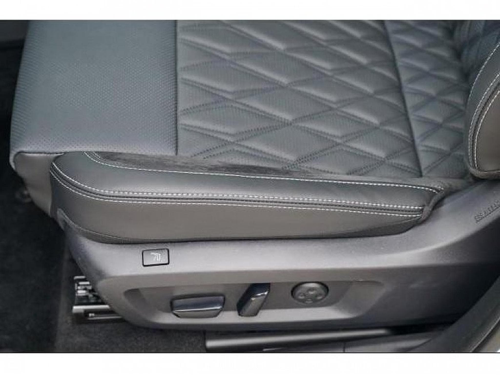 Nissan Qashqai (2025) - Foto 12