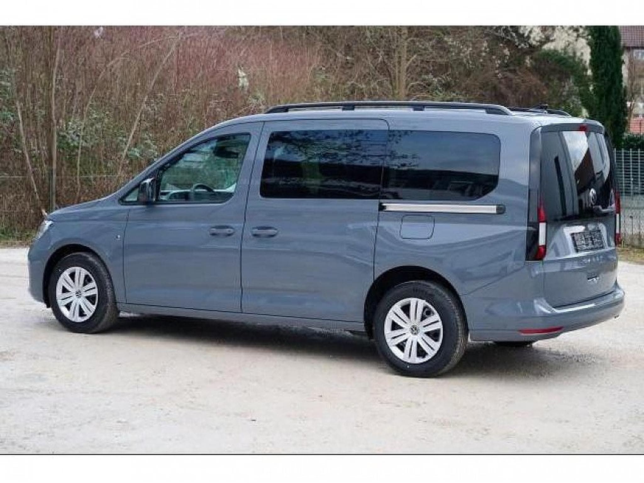 VW Caddy (2025) - Foto 12