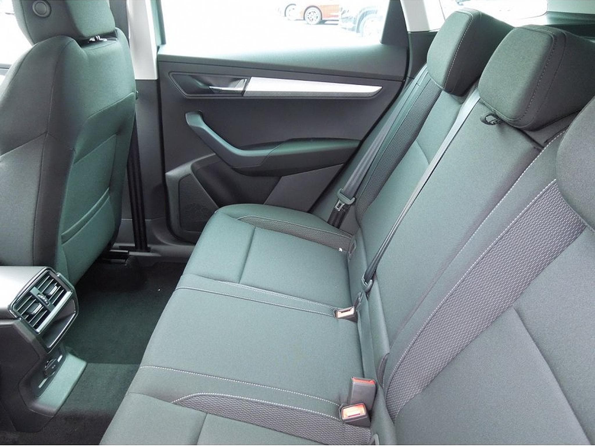 Skoda Karoq (2026) - Foto 15