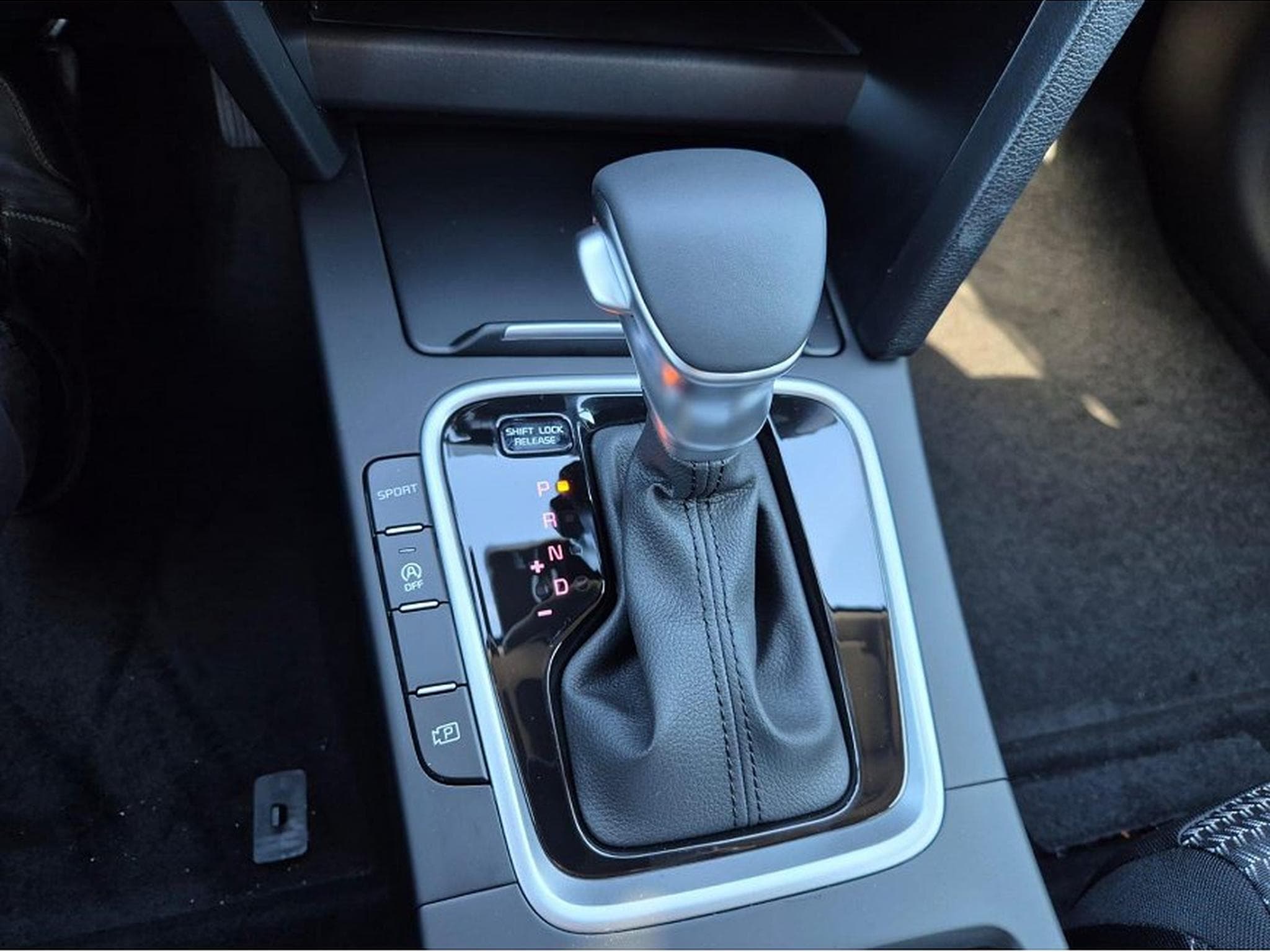 Kia XCeed (2026) - Foto 15