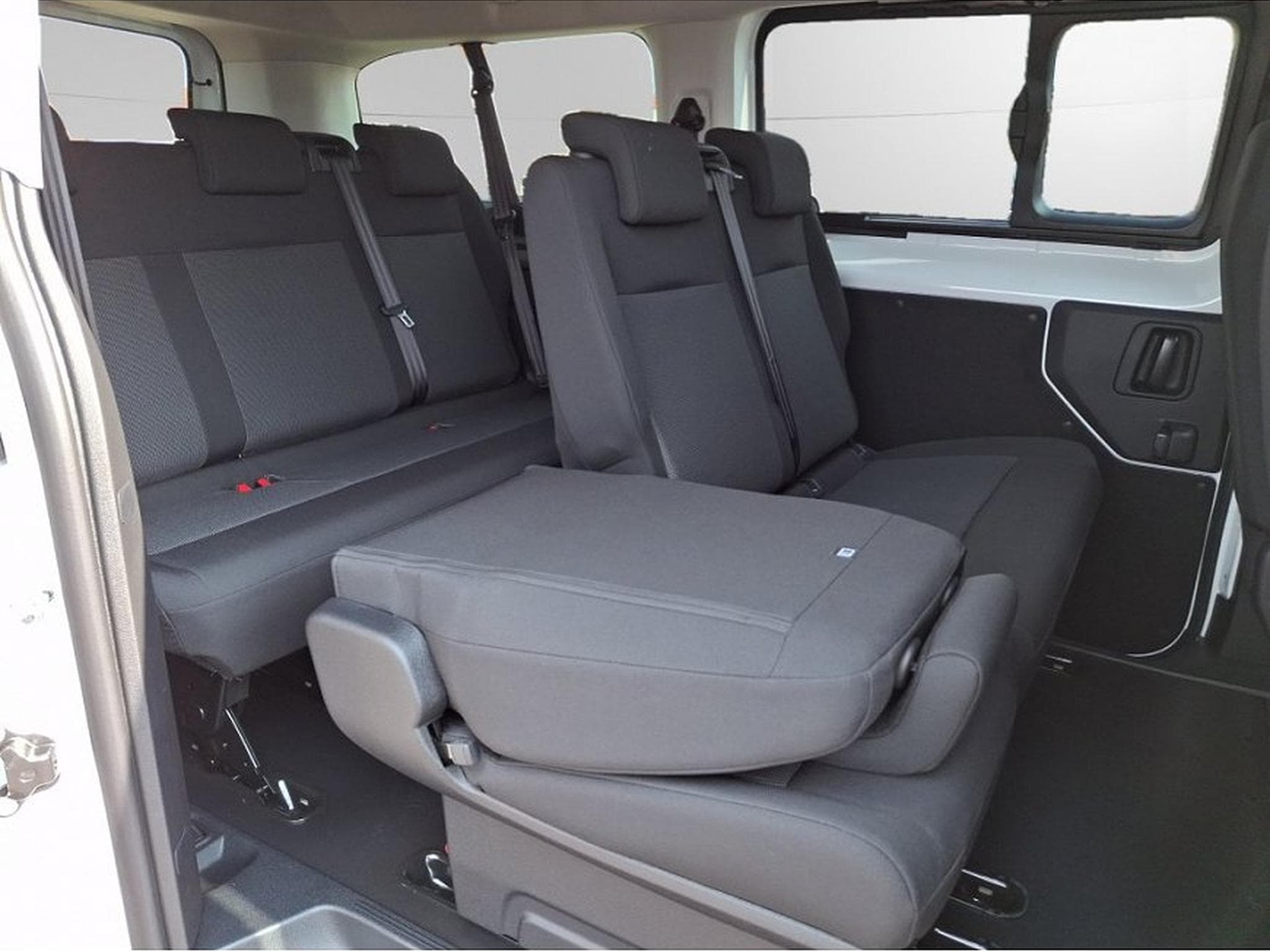 Opel Vivaro (2026) - Photo 8