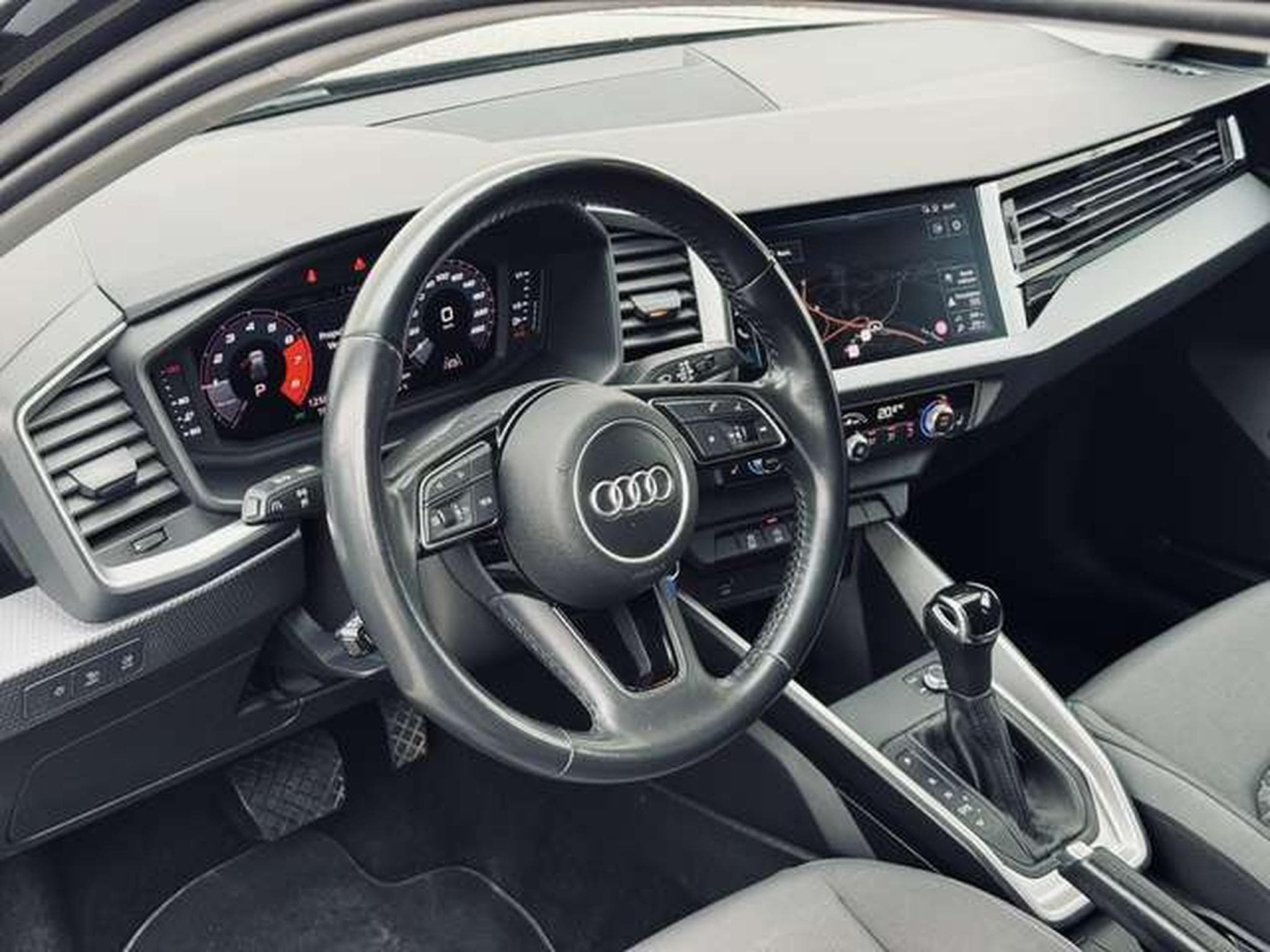 Audi A1 A1 sportback 30 TFSI S tronic (2019) - Photo 11