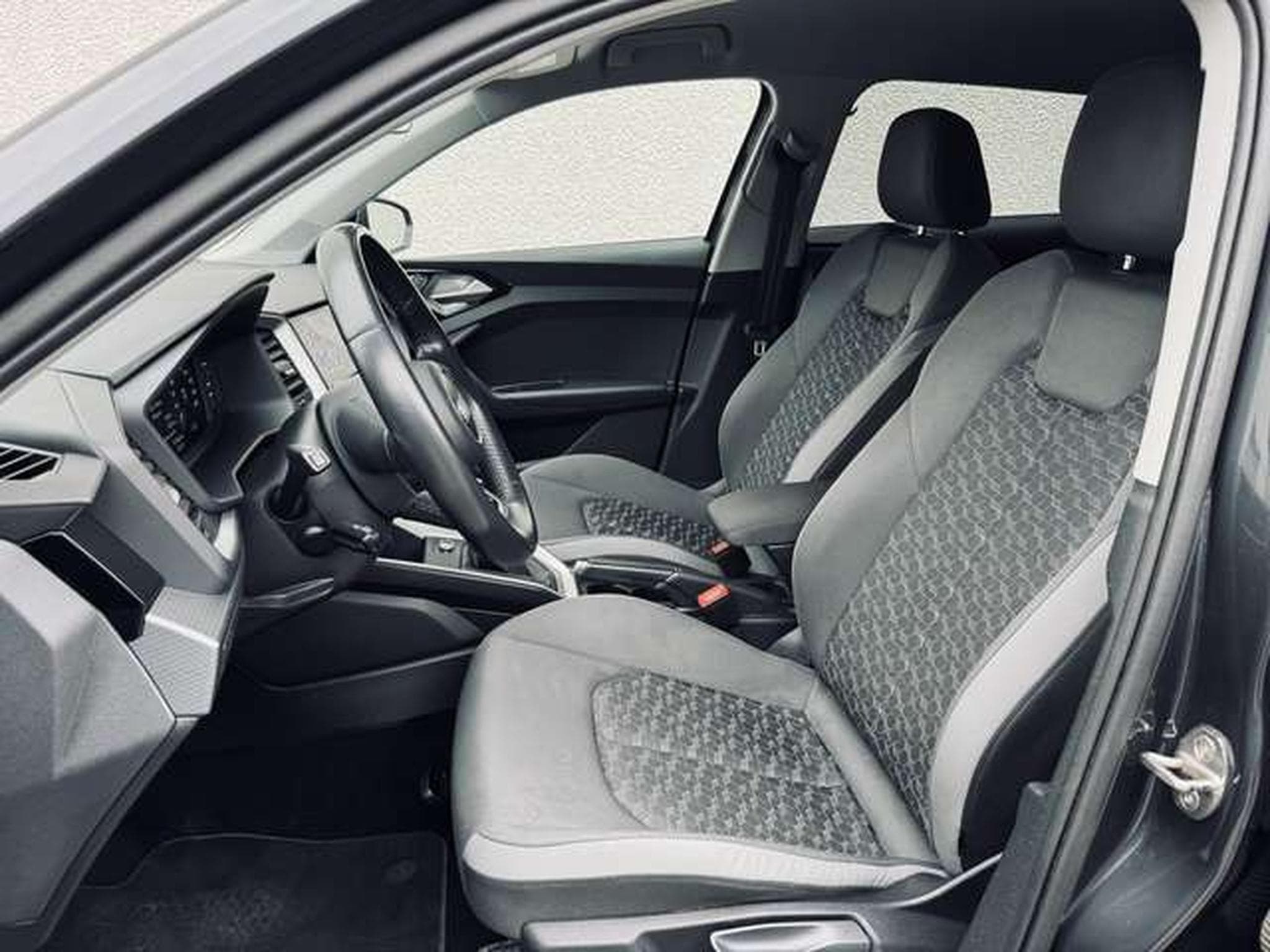 Audi A1 A1 sportback 30 TFSI S tronic (2019) - Photo 13