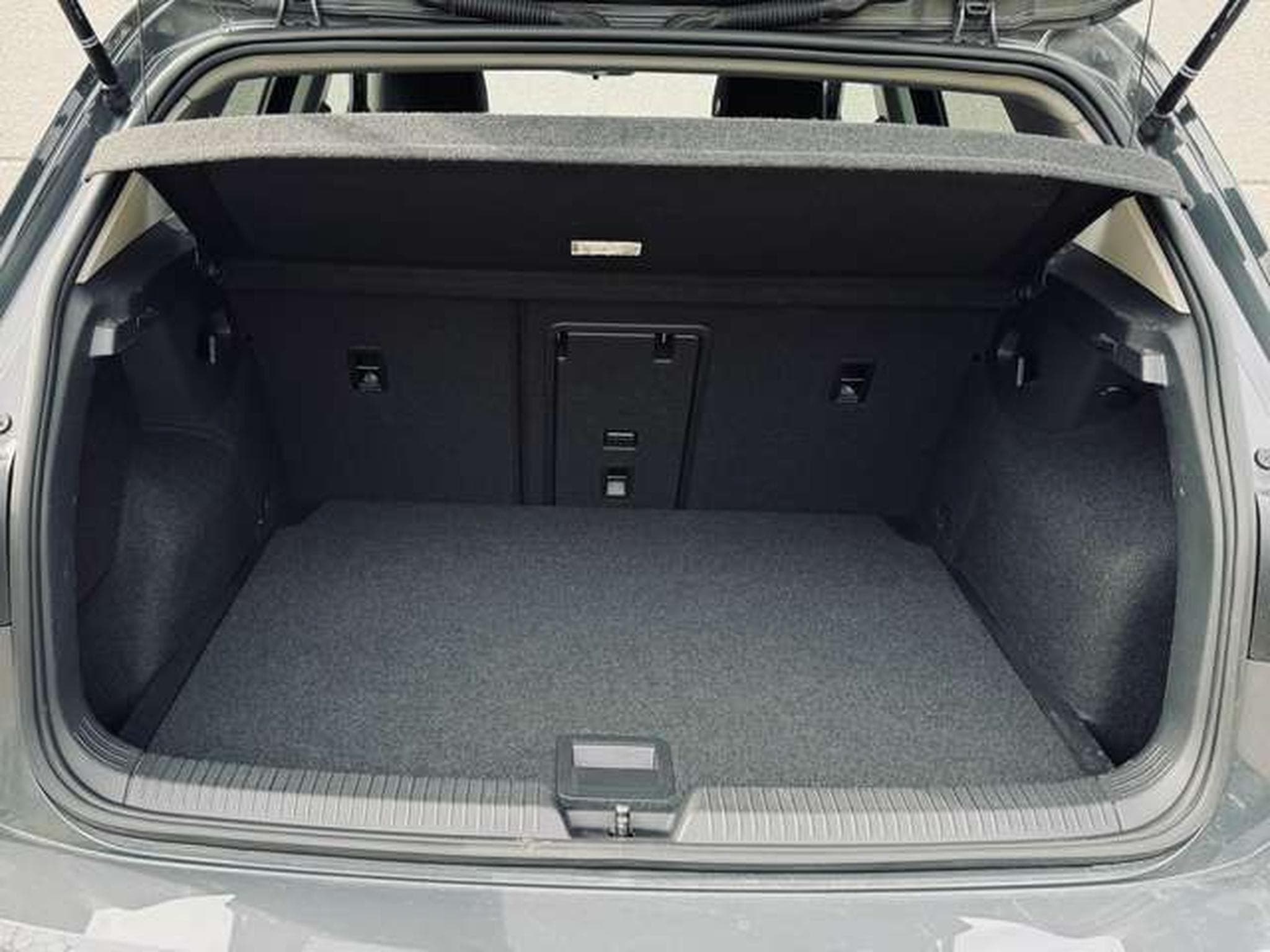 VW Golf Golf 1.0 TSI Life OPF (2022) - Photo 15