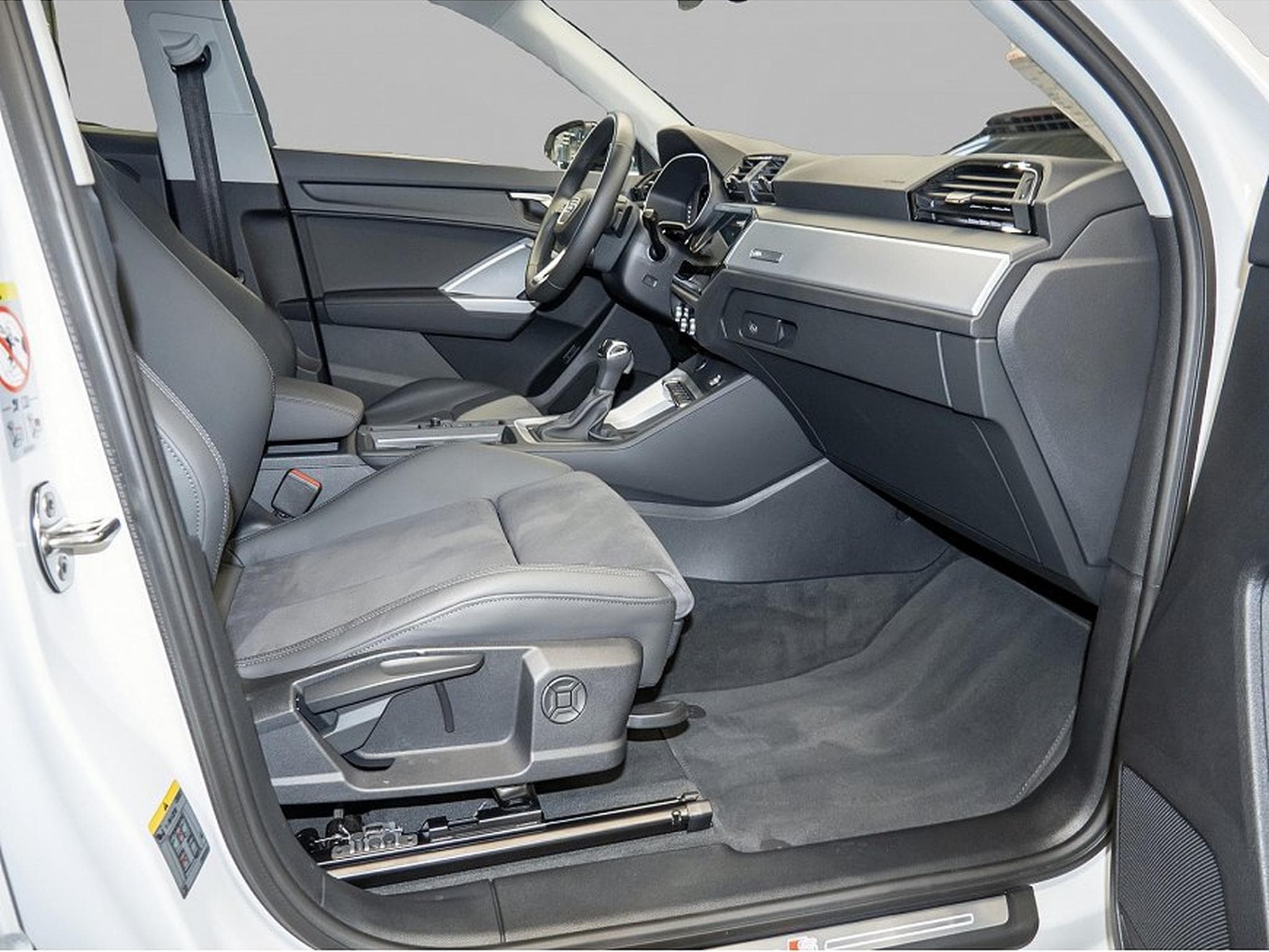 Audi Q3 (2025) - Photo 2