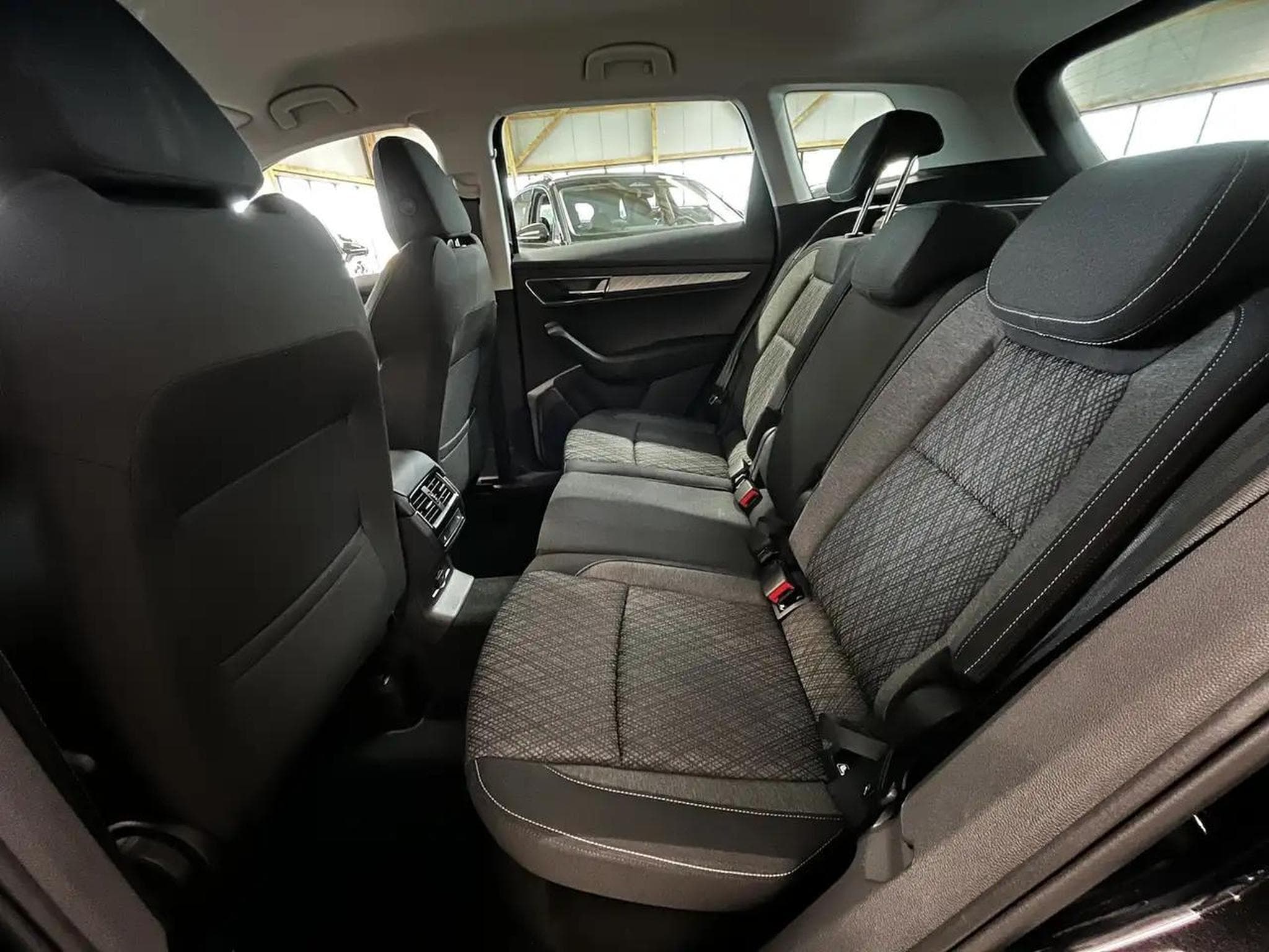 Skoda Karoq (2024) - Photo 10