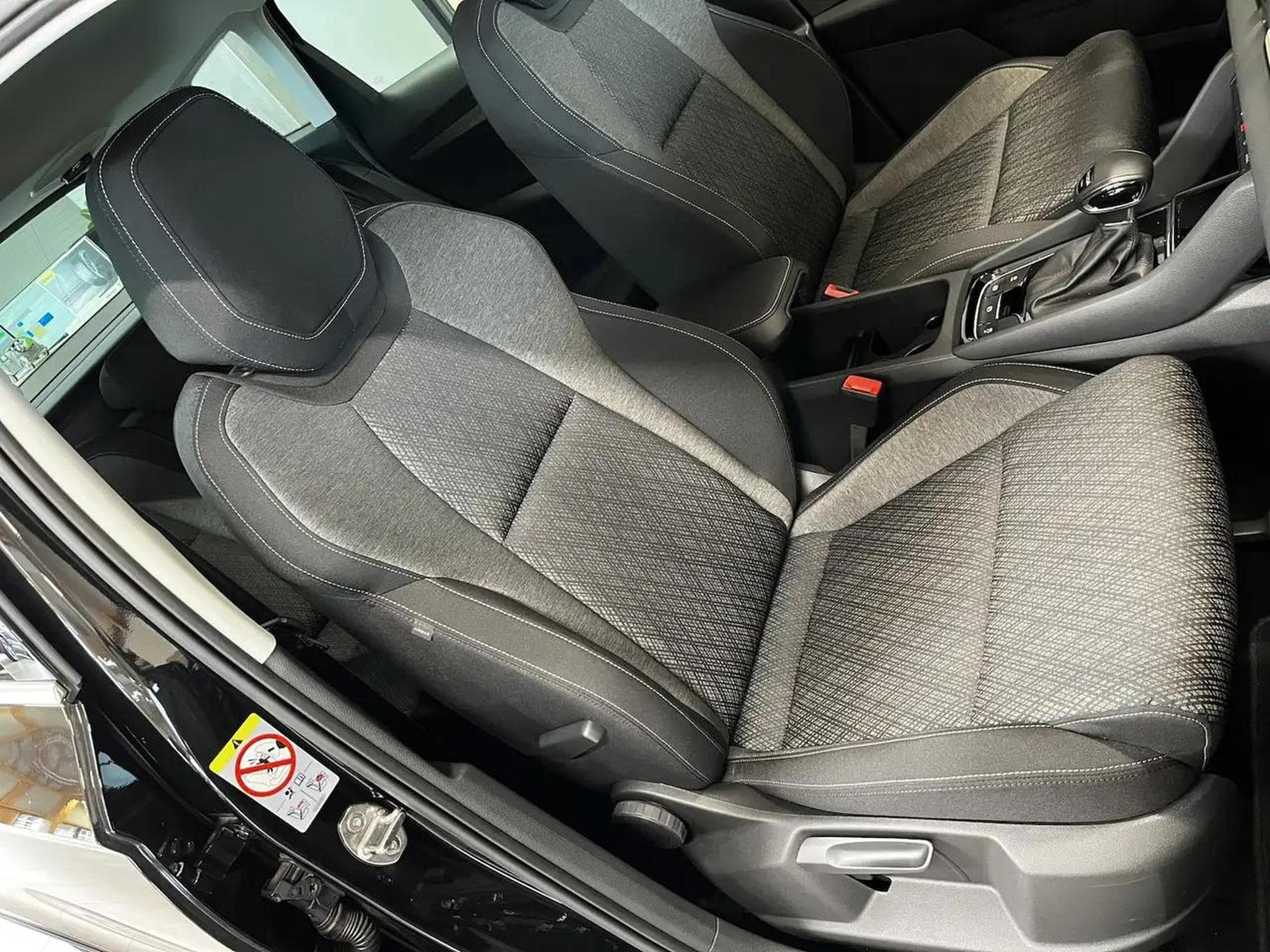 Skoda Karoq (2024) - Photo 19