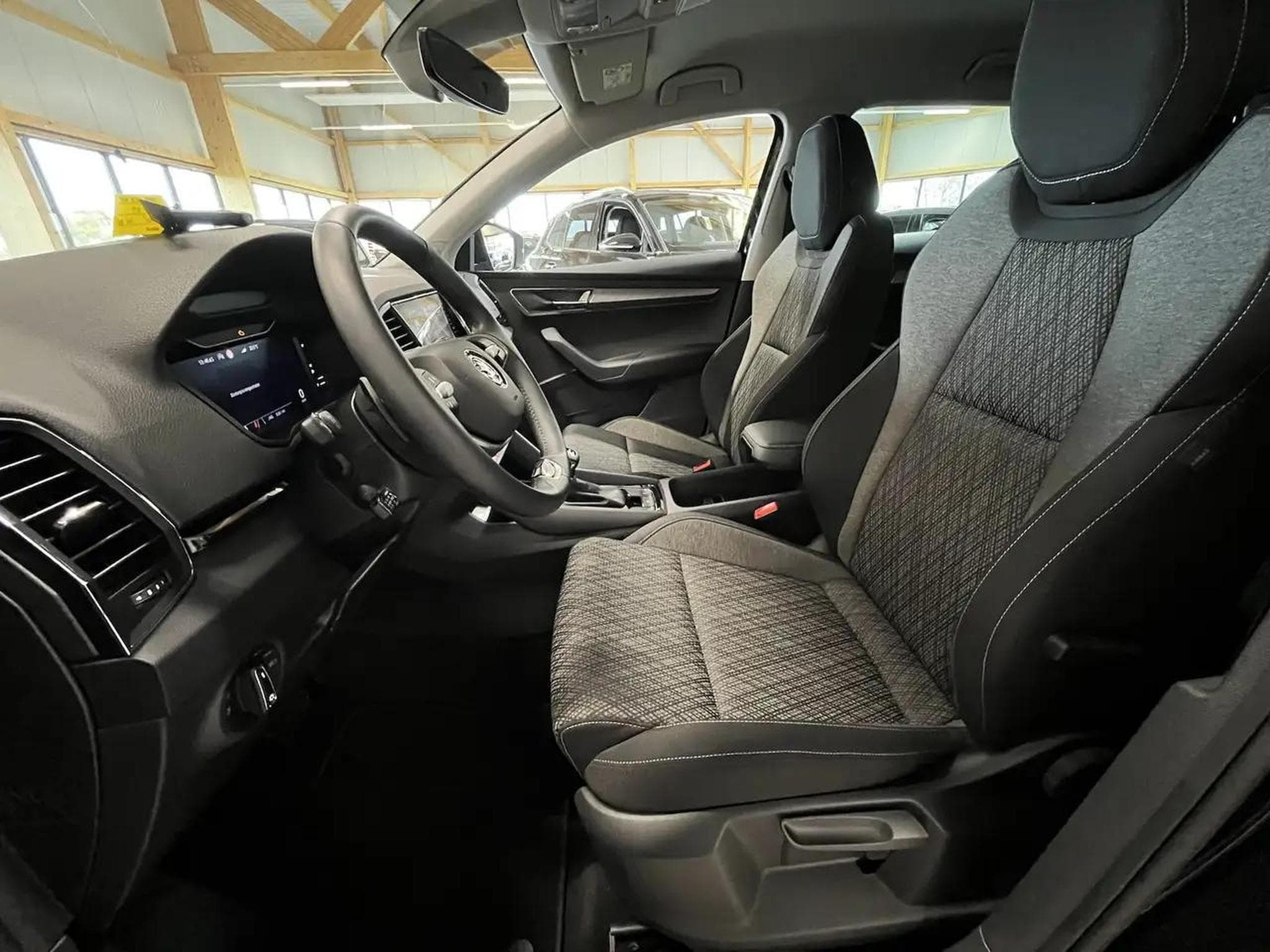 Skoda Karoq (2024) - Photo 9