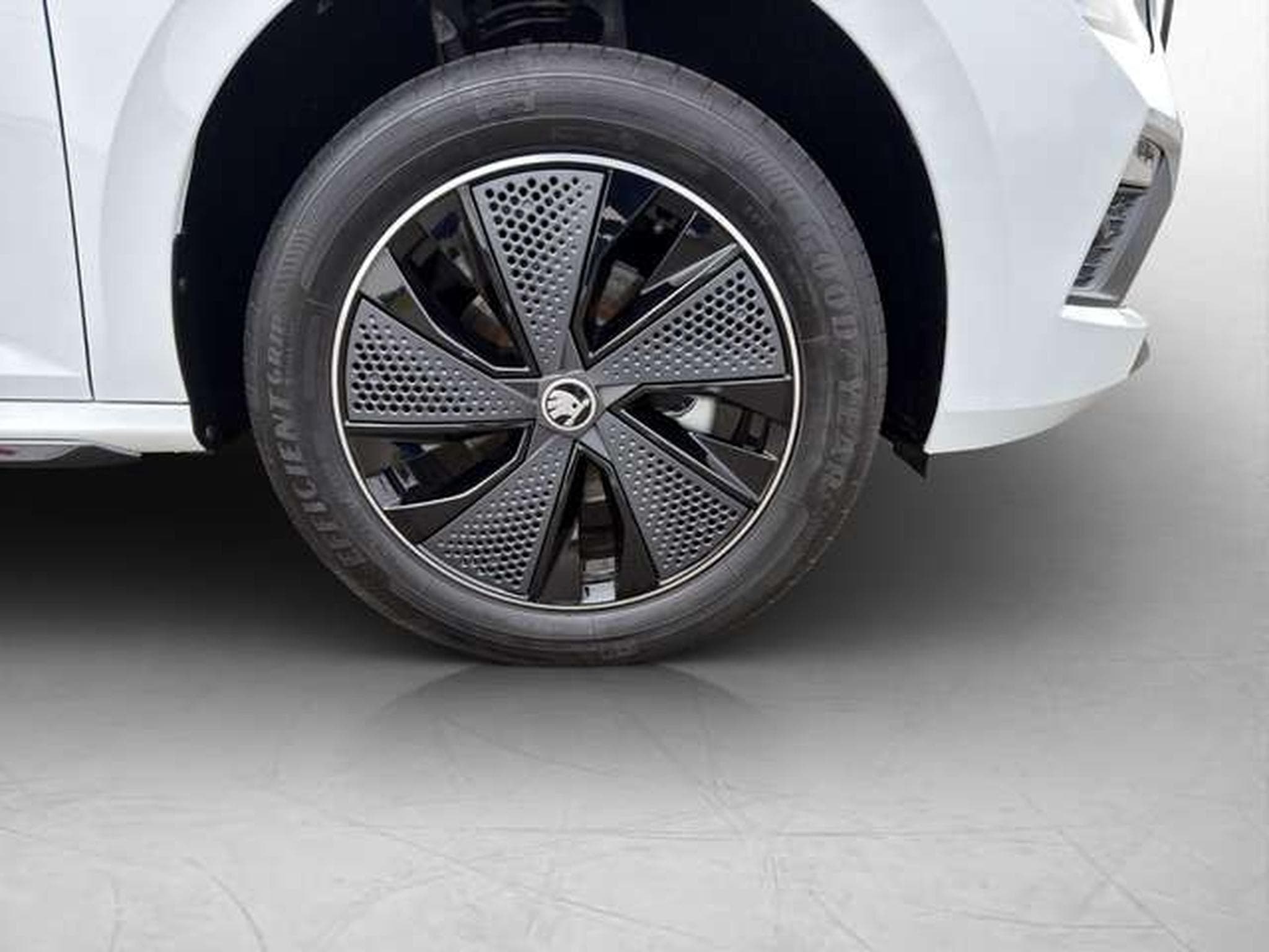 Skoda Kamiq Monte Carlo DSG/Matrix/AHK/FSH/5-J Garanti (2026) - Photo 10