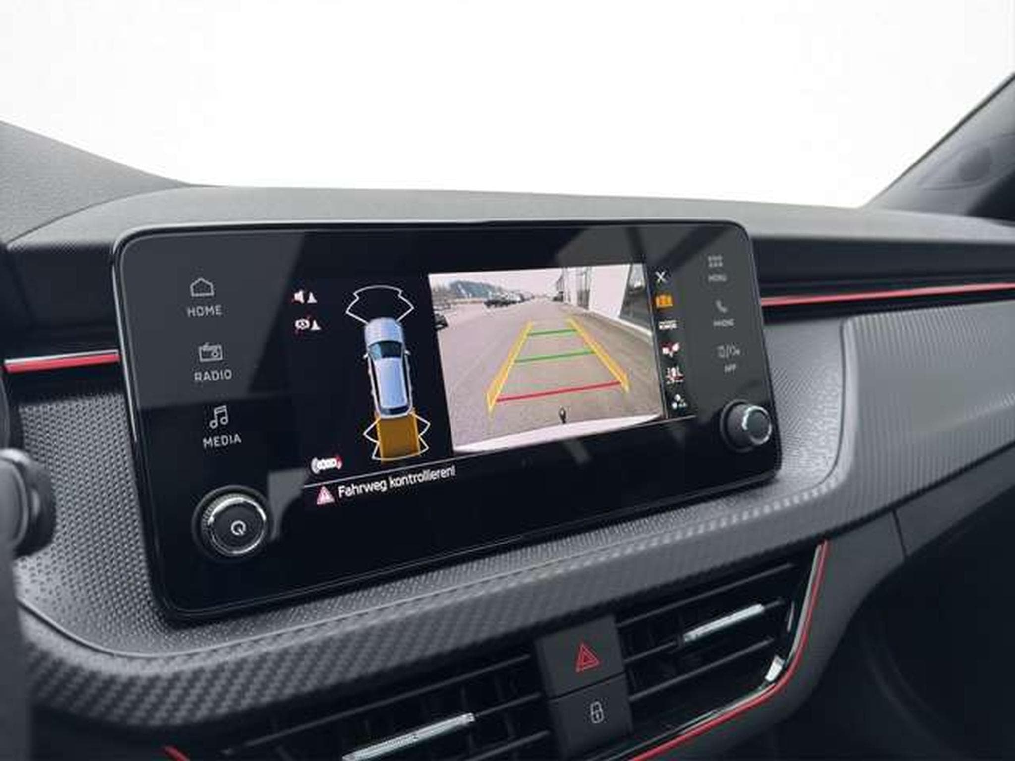 Skoda Kamiq Monte Carlo DSG/Matrix/AHK/FSH/5-J Garanti (2026) - Photo 20