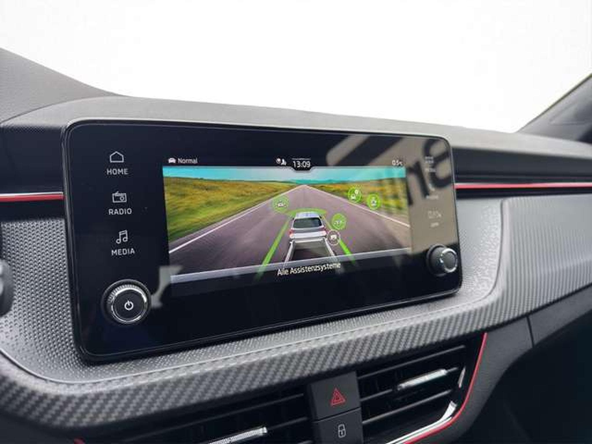 Skoda Kamiq Monte Carlo DSG/Matrix/AHK/FSH/5-J Garanti (2026) - Photo 21