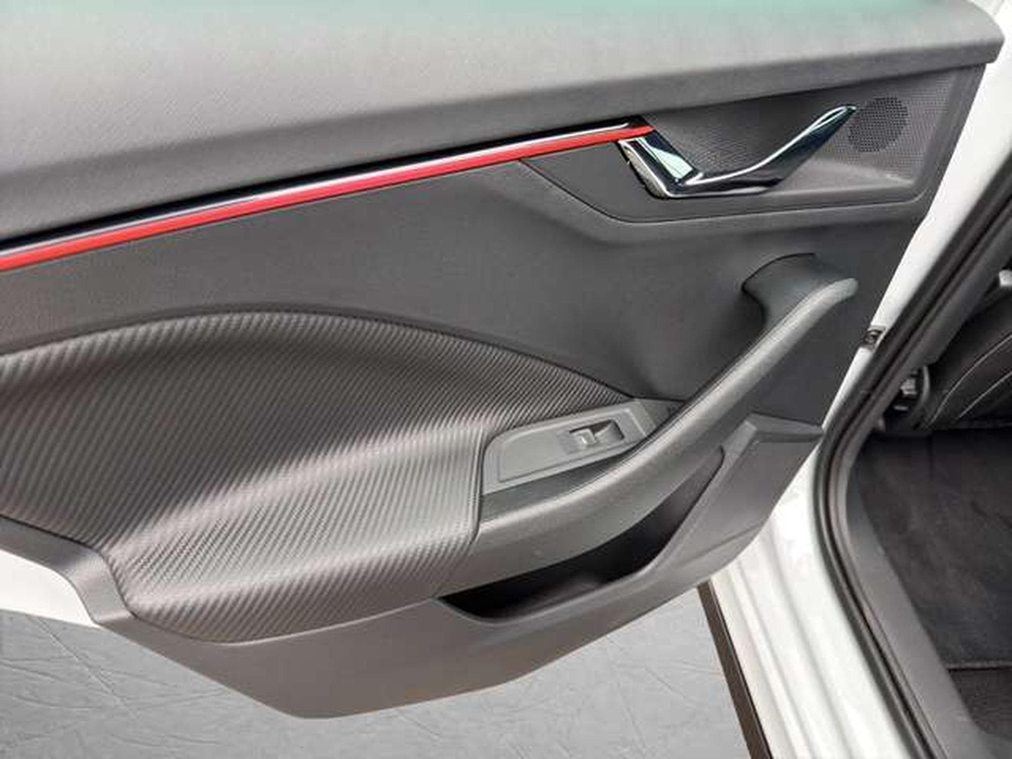 Skoda Kamiq Monte Carlo DSG/Matrix/AHK/FSH/5-J Garanti (2026) - Photo 23