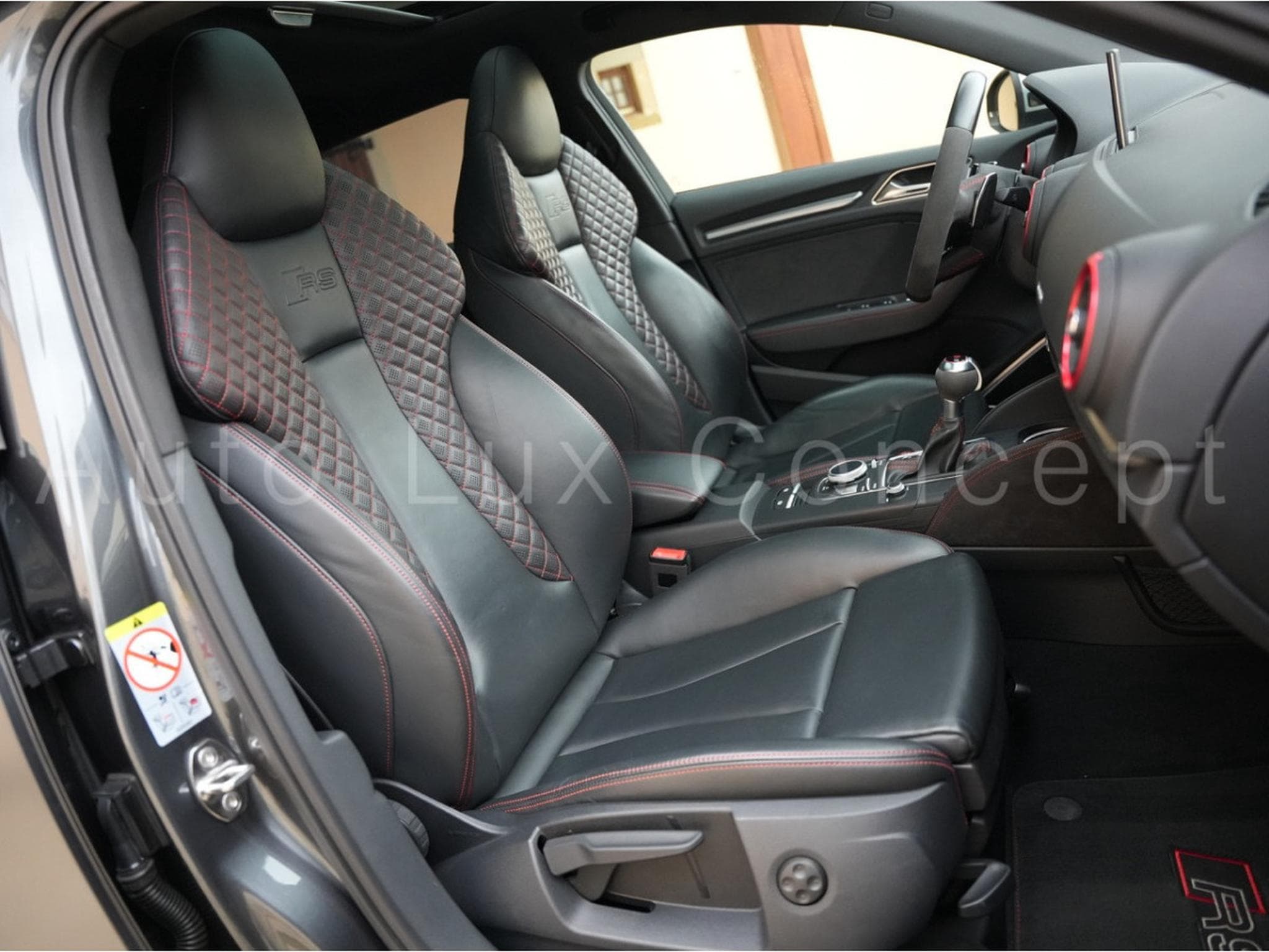 Audi RS3 Sportback 2.5 TFSI quattro S tronic 7 (2018) - Foto 9