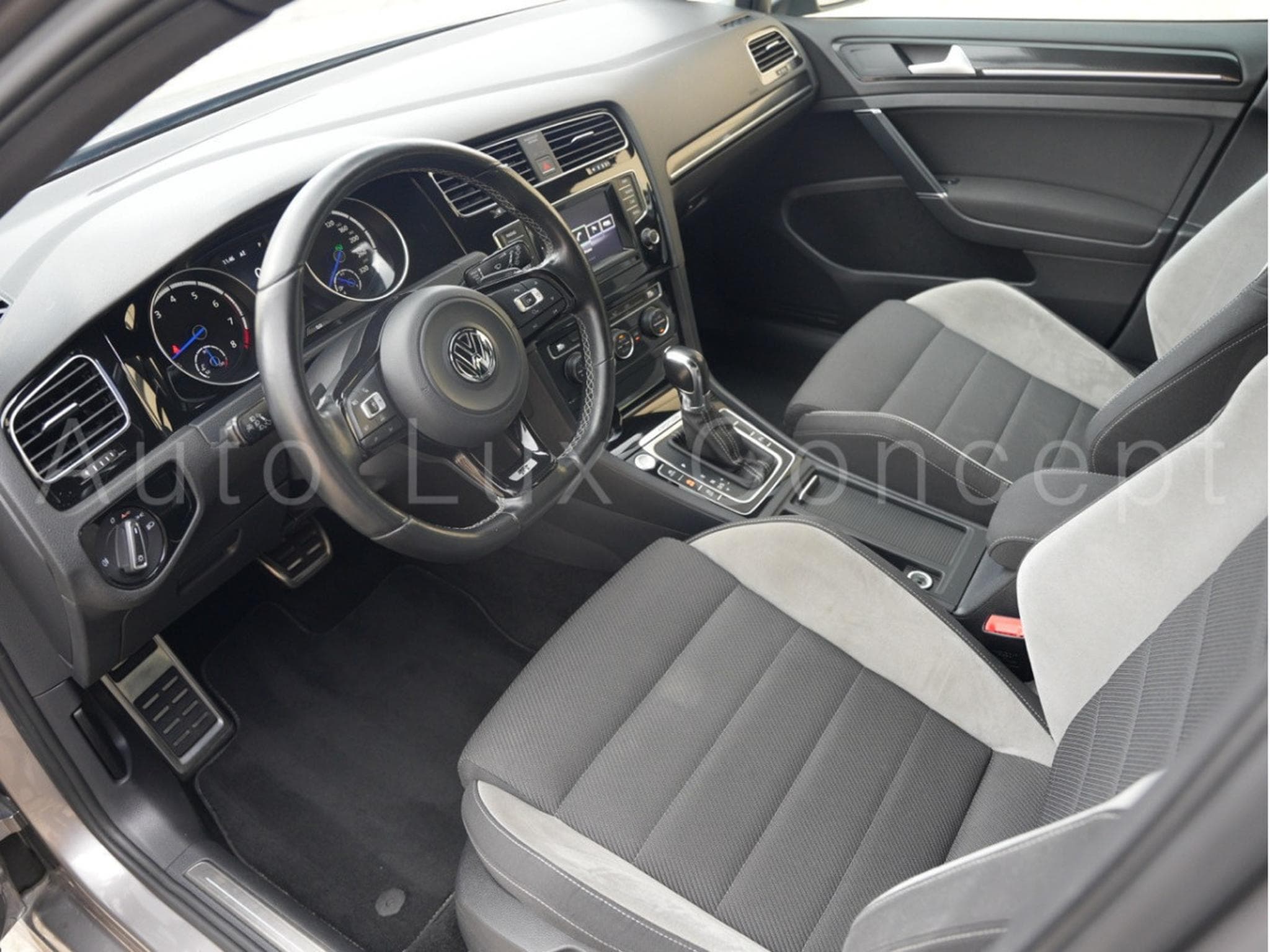 VW Golf R 2.0 TSI 4MOTION DSG 6 (2014) - Foto 5