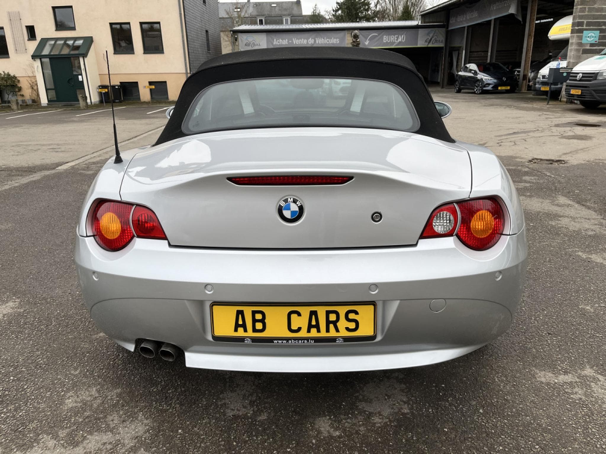 BMW Z4 2.2i Roadster Automatik Cuir Xenon PDC (2004) - Foto 17