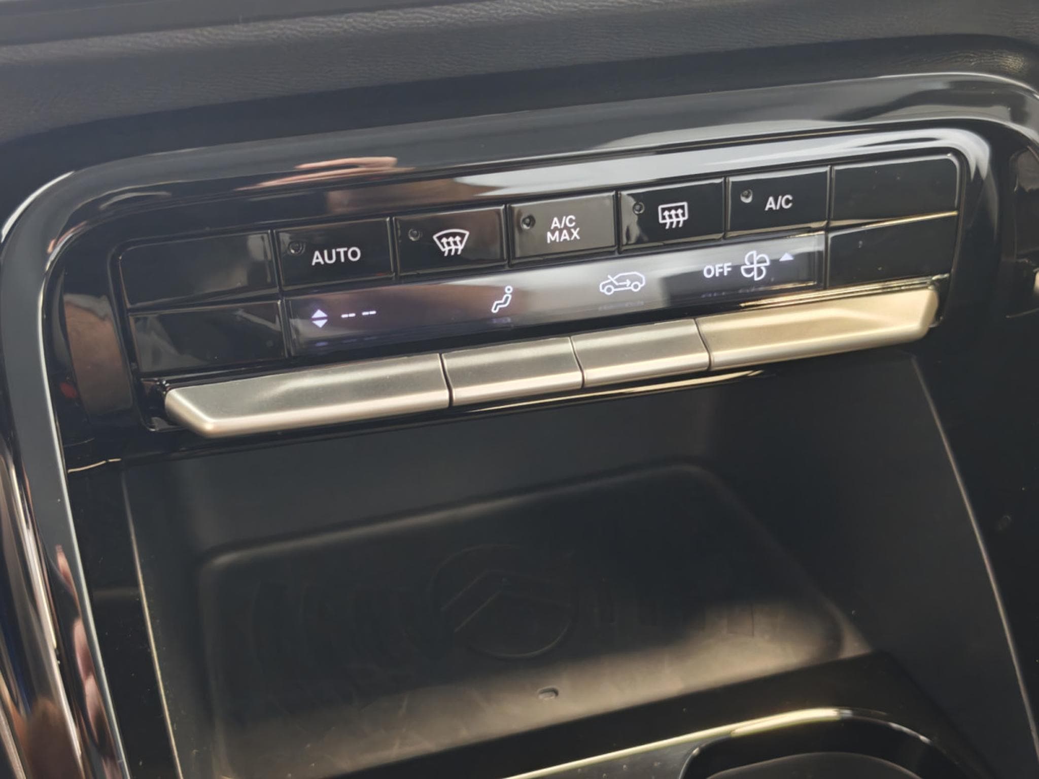 Citroën C3 You Hybrid 1.2 e-DCS (2025) - Photo 18