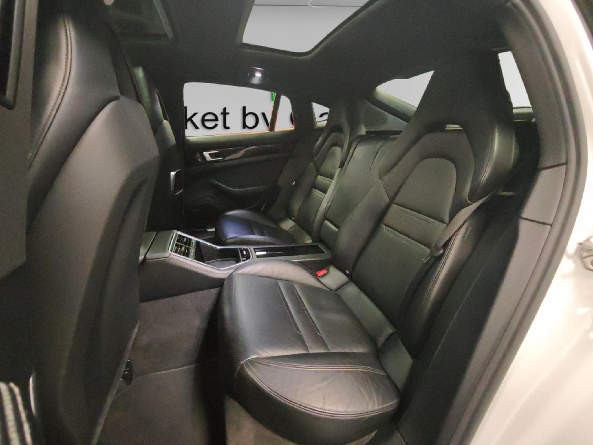 Porsche Panamera Panamera S4 (2017) - Photo 12