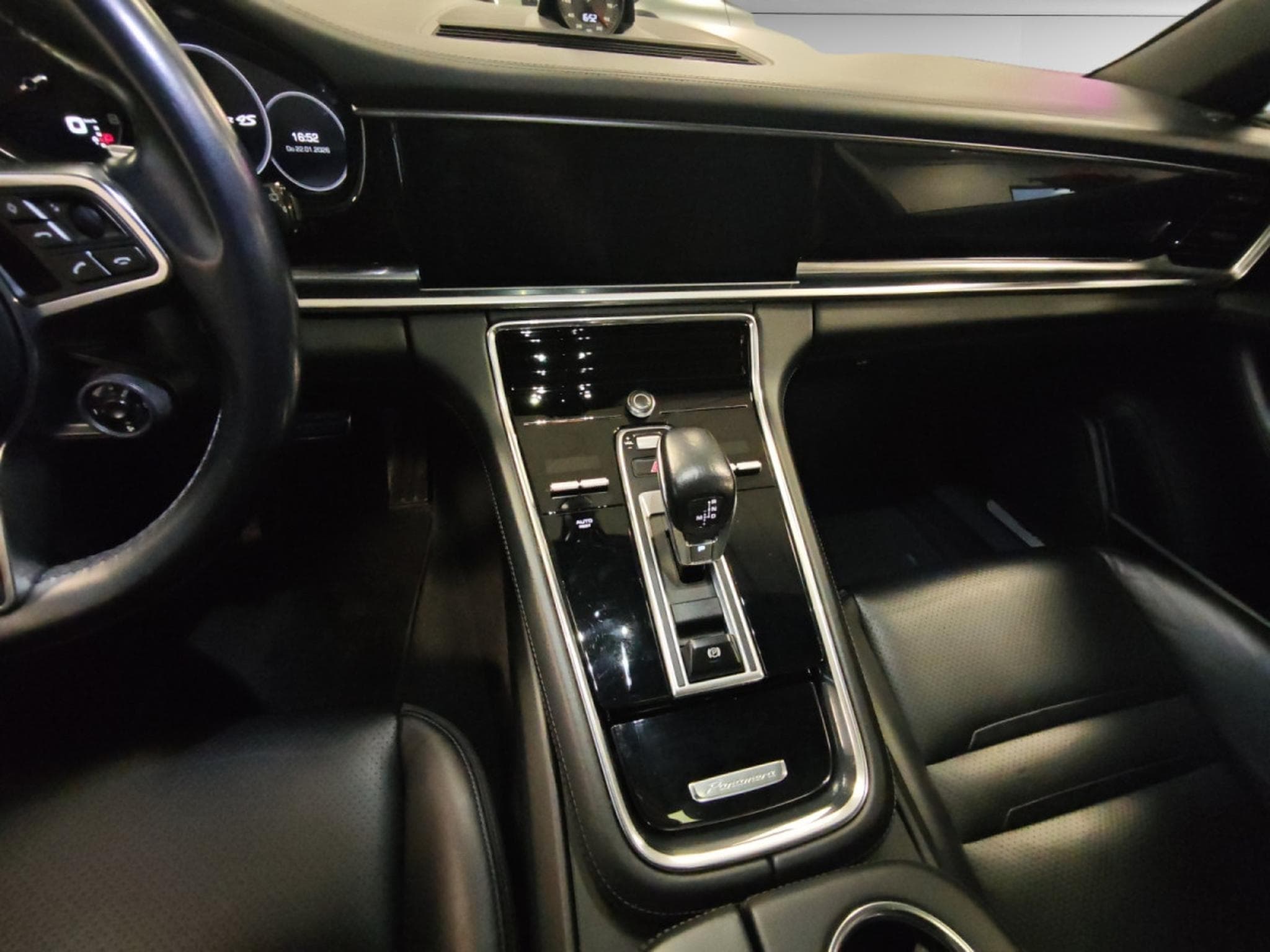 Porsche Panamera Panamera S4 (2017) - Photo 20