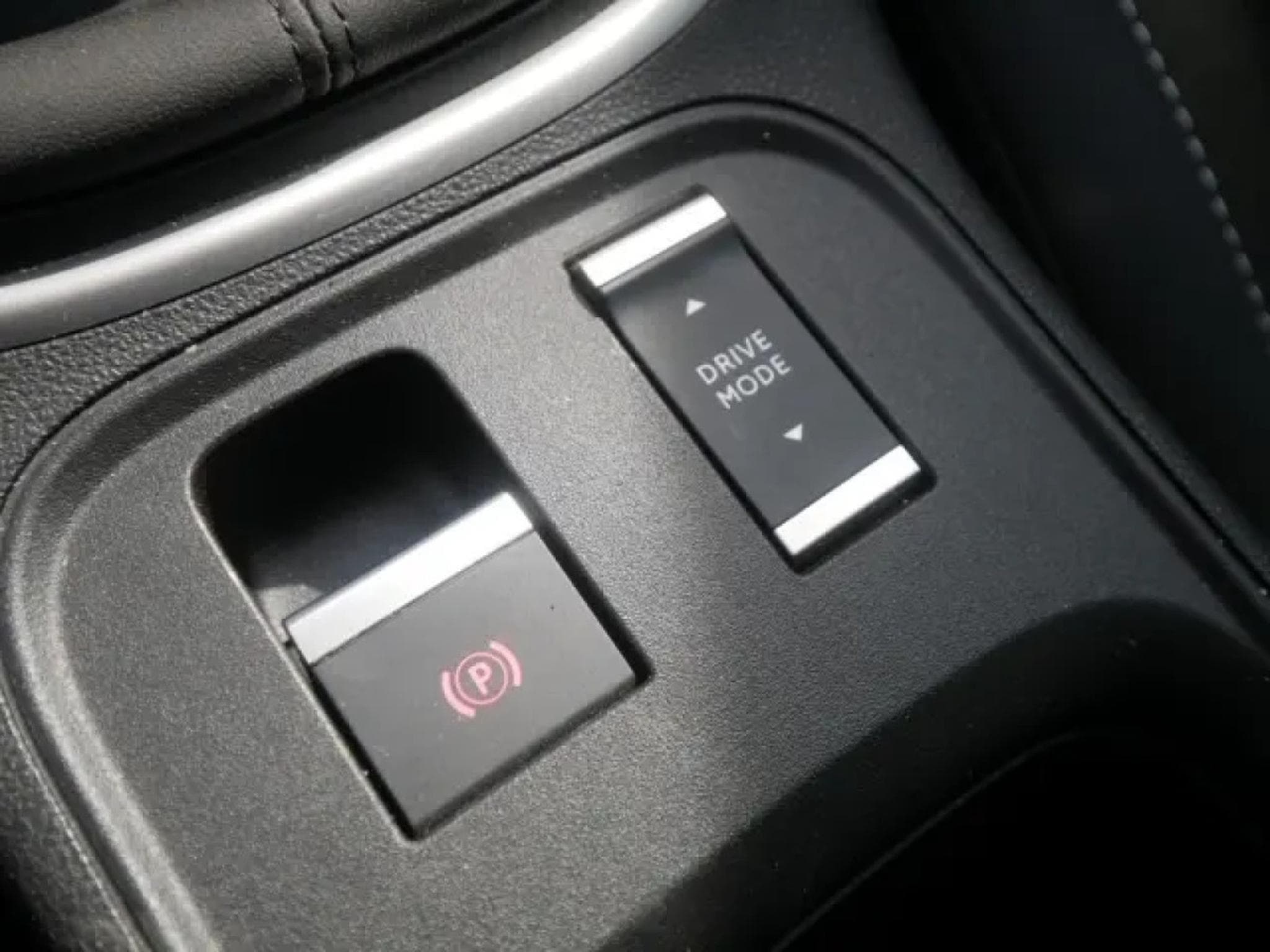 Jeep Avenger ALTITUDE 1.2 (2024) - Photo 19