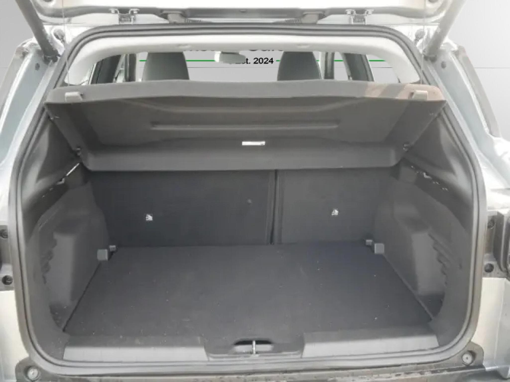 Jeep Avenger ALTITUDE 1.2 (2024) - Photo 8