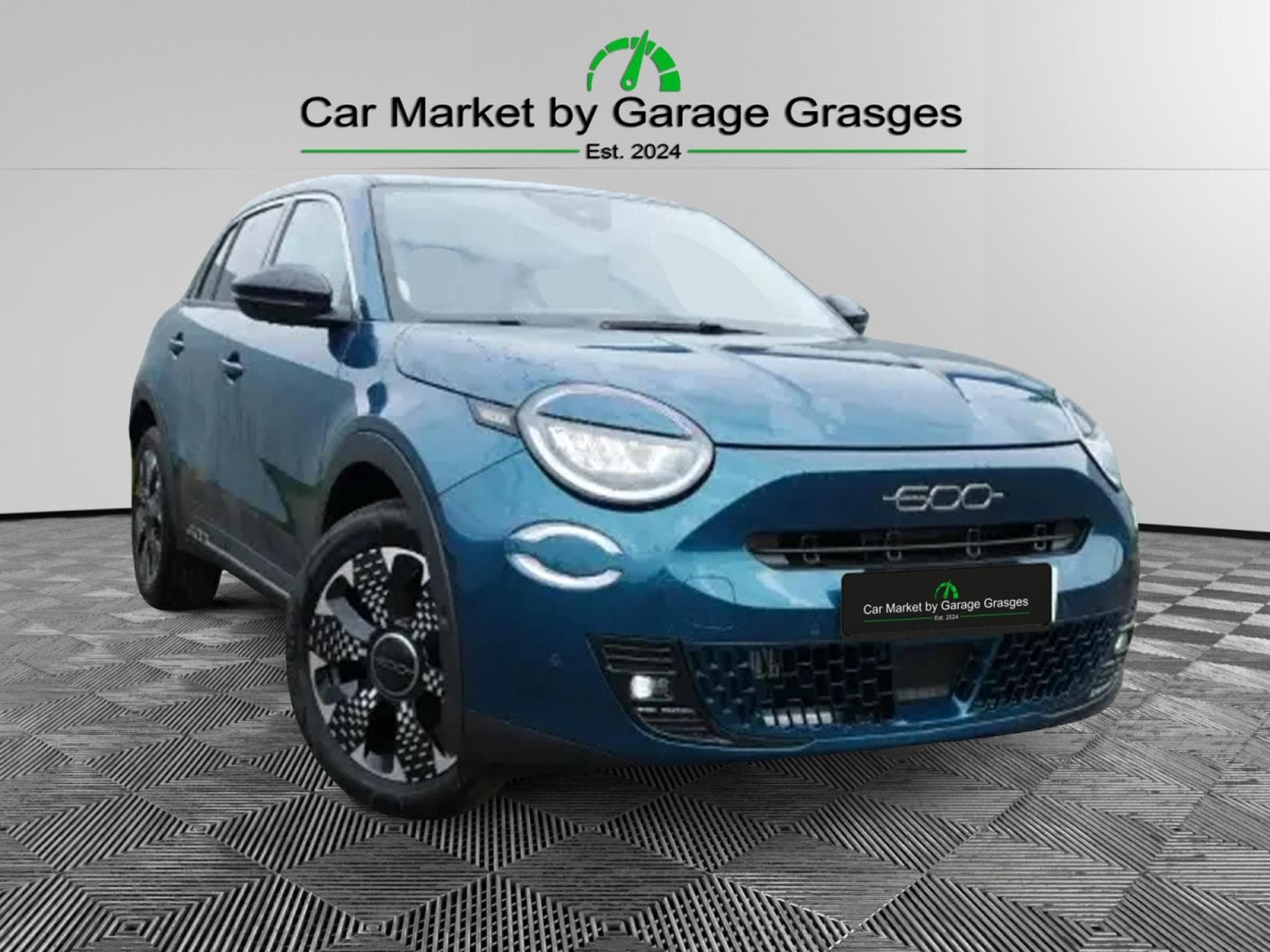 Fiat 600 HYBRID LA PRIMA 1.2 (2026) - Photo 1