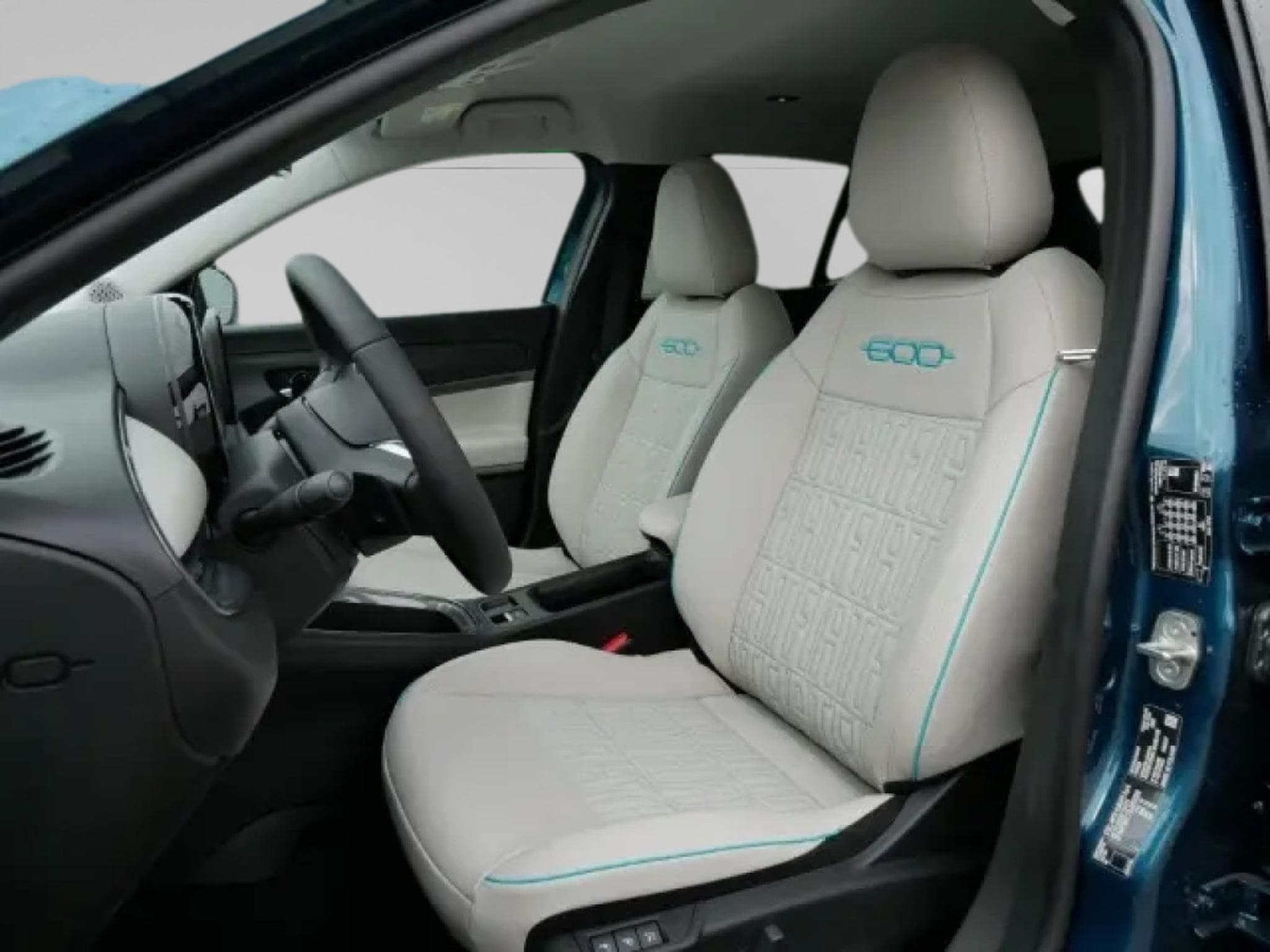 Fiat 600 HYBRID LA PRIMA 1.2 (2026) - Photo 11