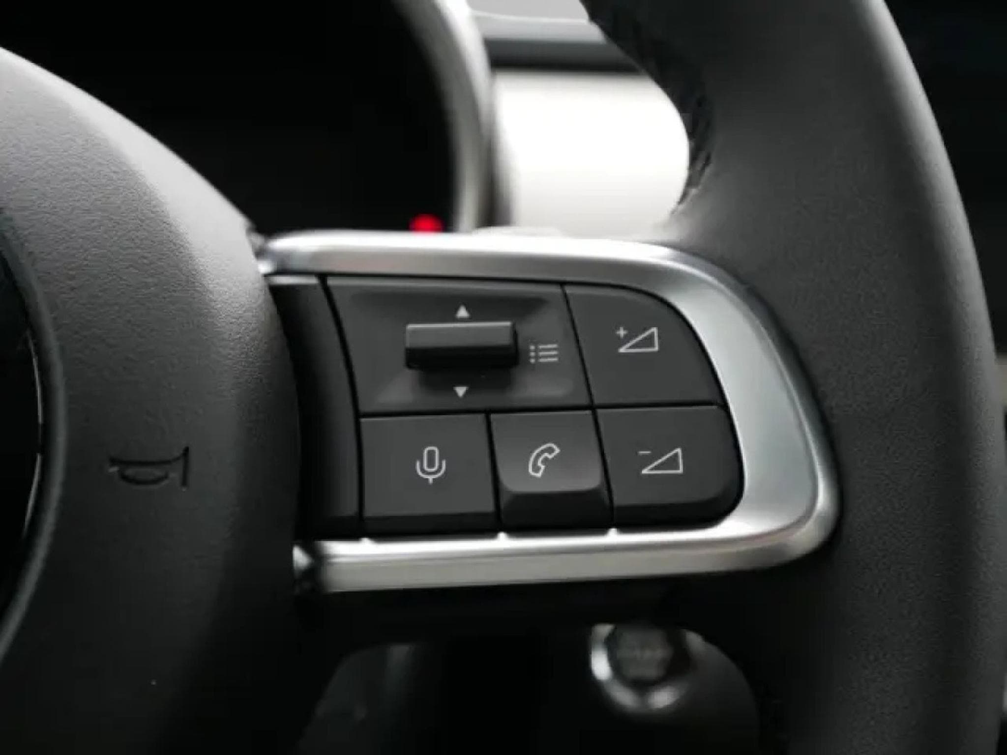 Fiat 600 HYBRID LA PRIMA 1.2 (2026) - Photo 18