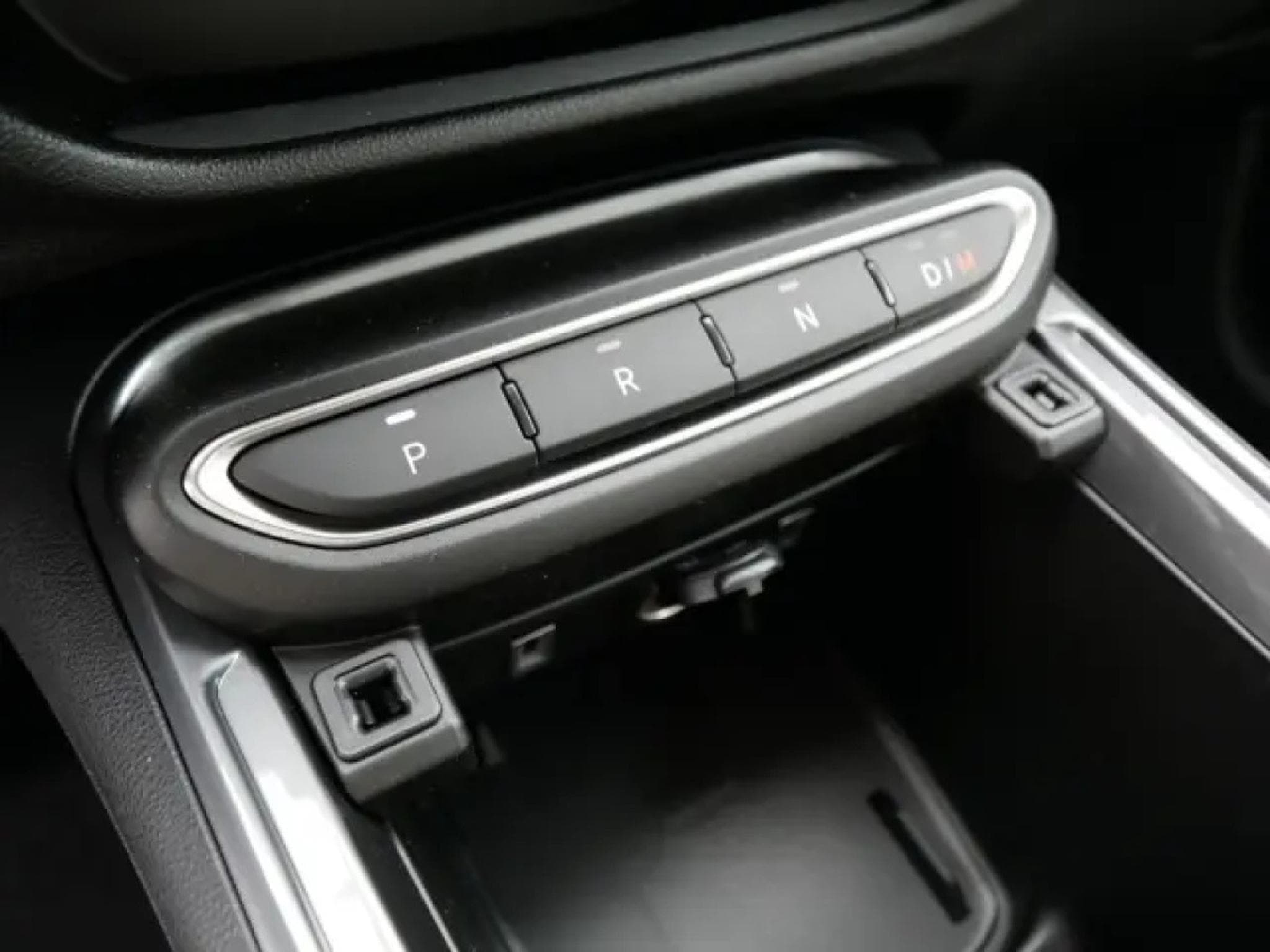 Fiat 600 HYBRID LA PRIMA 1.2 (2026) - Photo 24