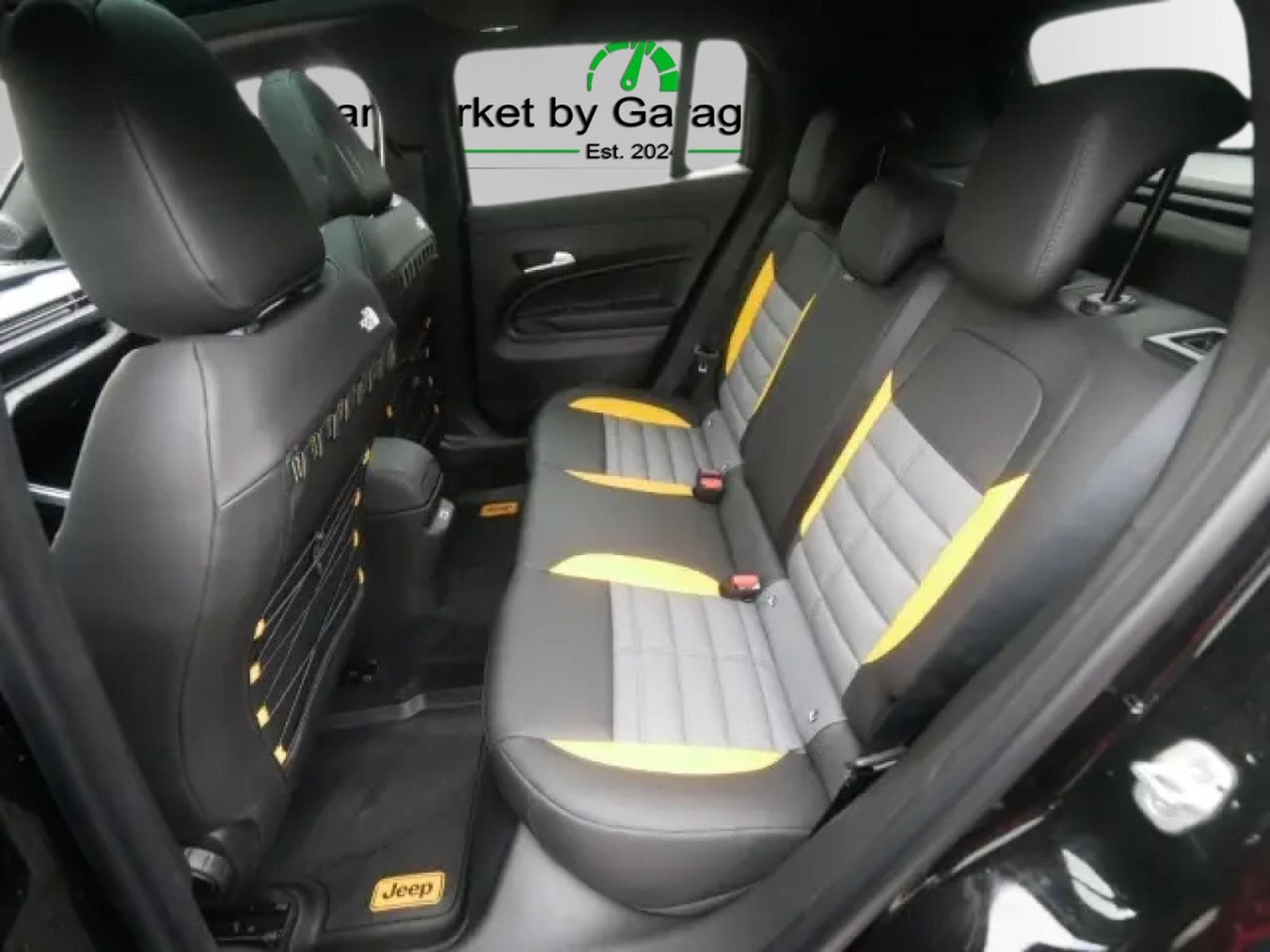 Jeep Avenger THE NORTH FACE 4xe HYBRID (2025) - Photo 11