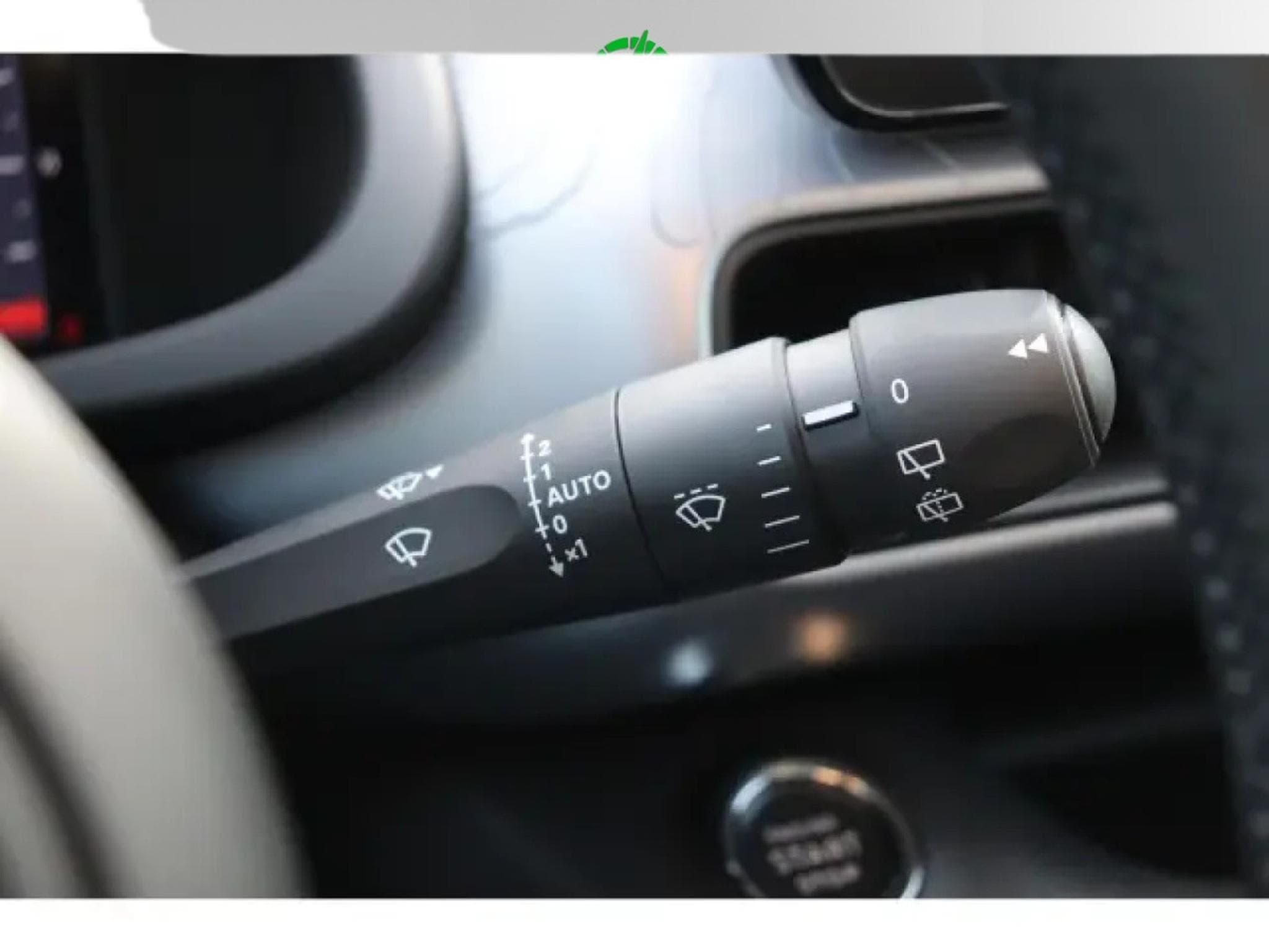 Jeep Avenger THE NORTH FACE 4xe HYBRID (2025) - Photo 16