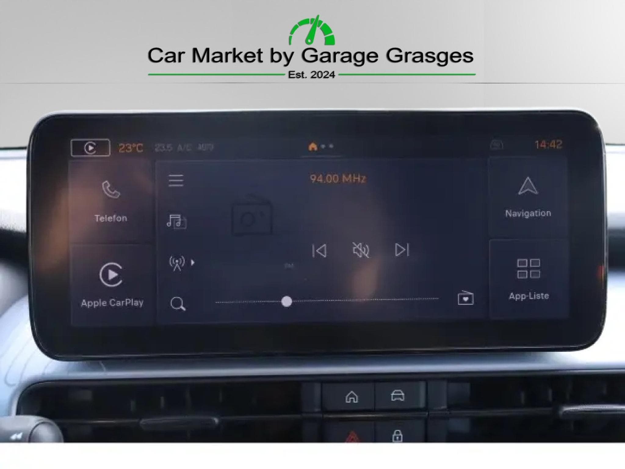 Jeep Avenger THE NORTH FACE 4xe HYBRID (2025) - Photo 21