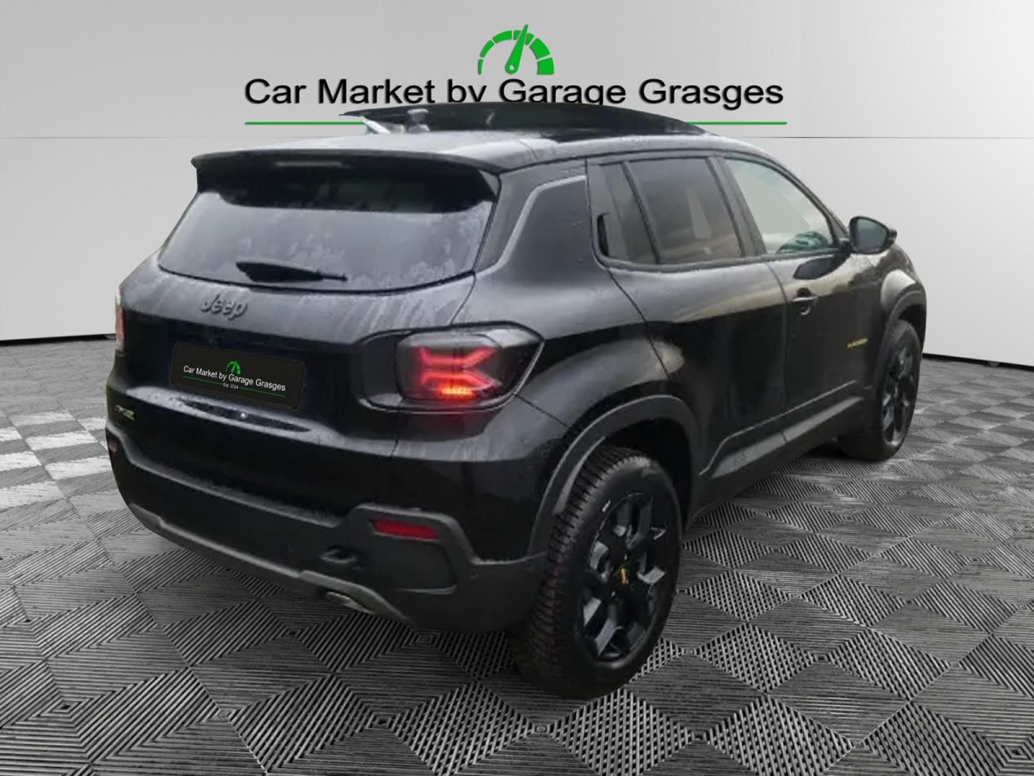 Jeep Avenger THE NORTH FACE 4xe HYBRID (2025) - Photo 3