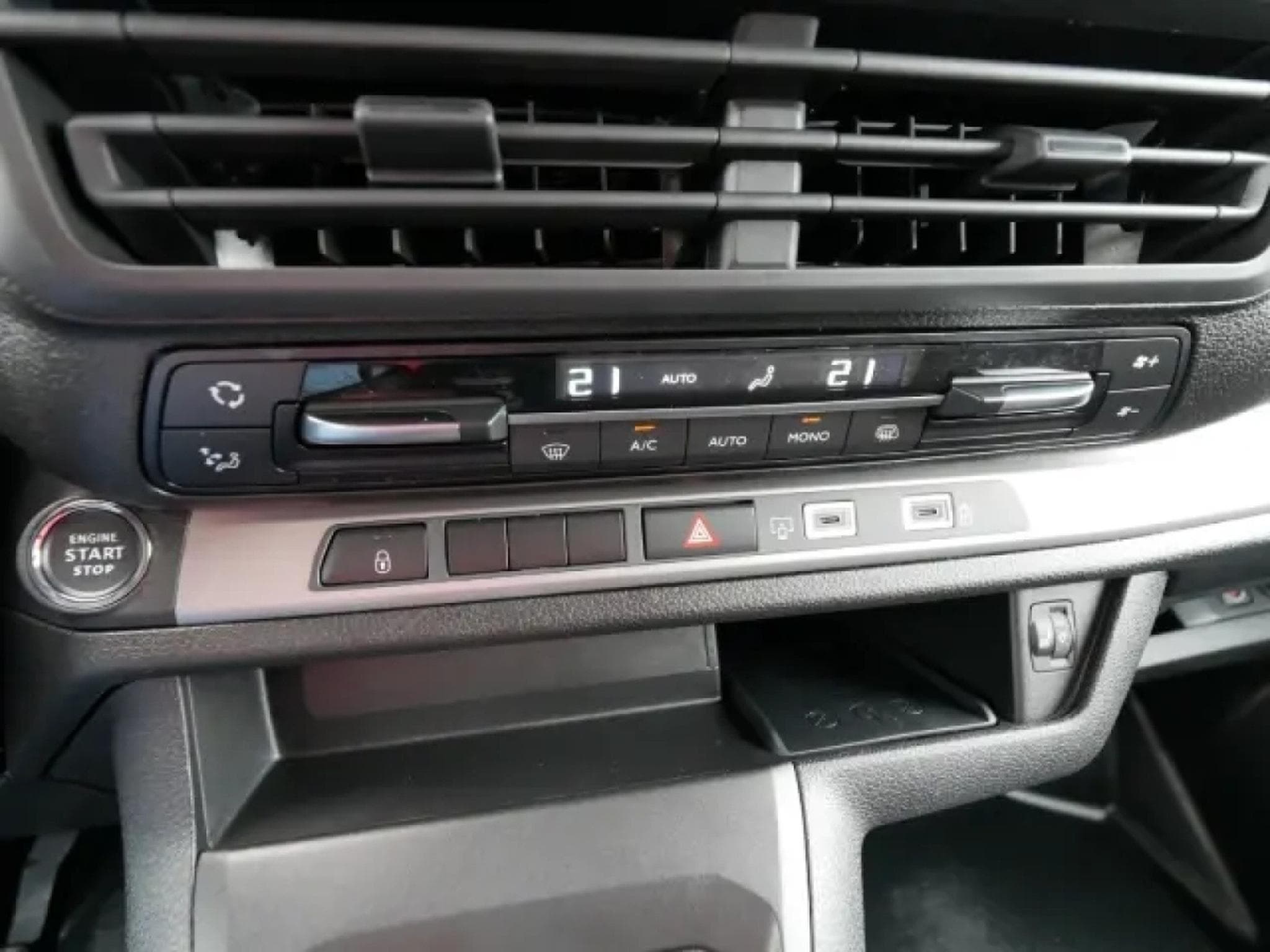 Fiat Scudo MULTICAB L3 2.0 (2025) - Foto 21