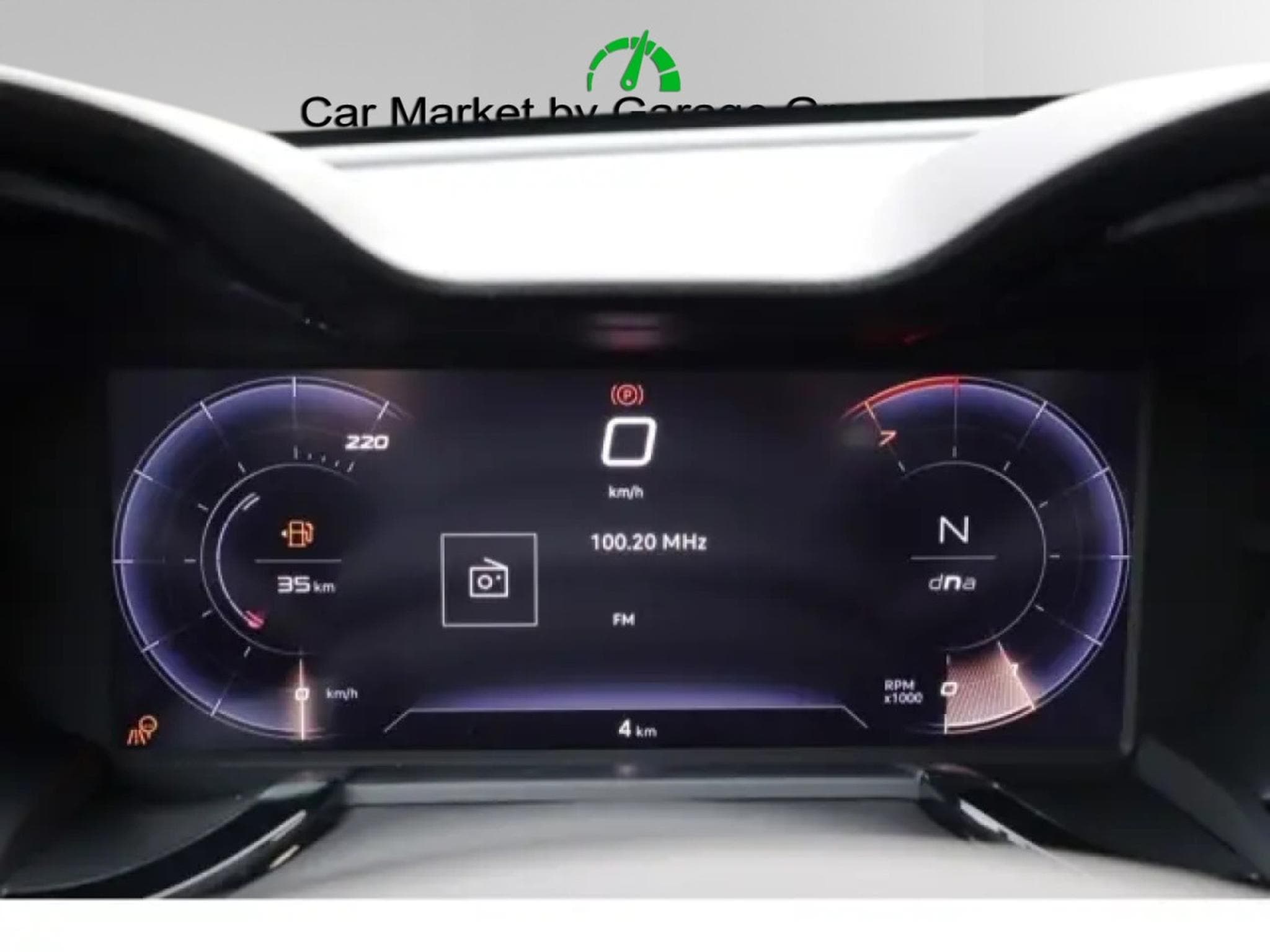 Alfa-Romeo Junior Ibrida Speciale 1.2 VGT (2025) - Photo 18