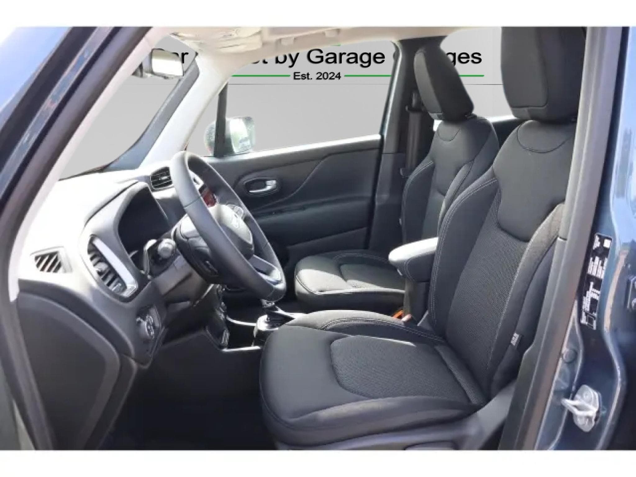 Jeep Renegade e-Hybrid MY25 Summit 1.5 MHEV (2025) - Photo 11