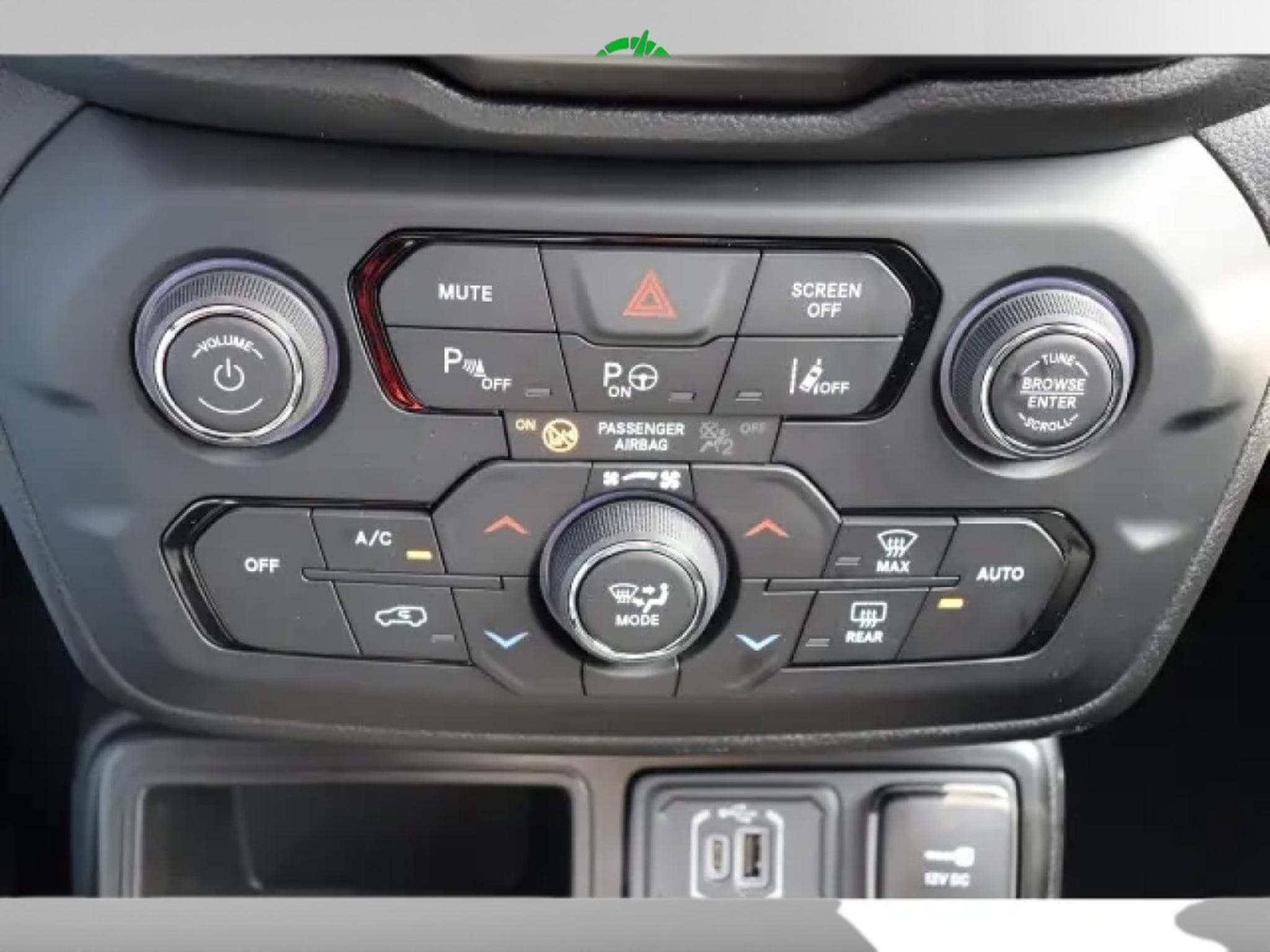 Jeep Renegade e-Hybrid MY25 Summit 1.5 MHEV (2025) - Photo 20