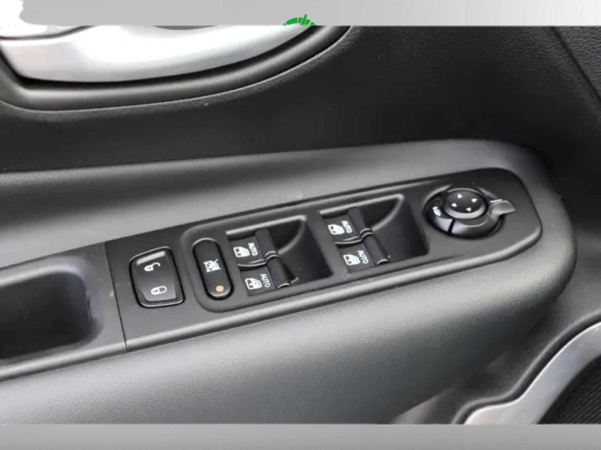 Jeep Renegade e-Hybrid MY25 Summit 1.5 MHEV (2025) - Photo 21