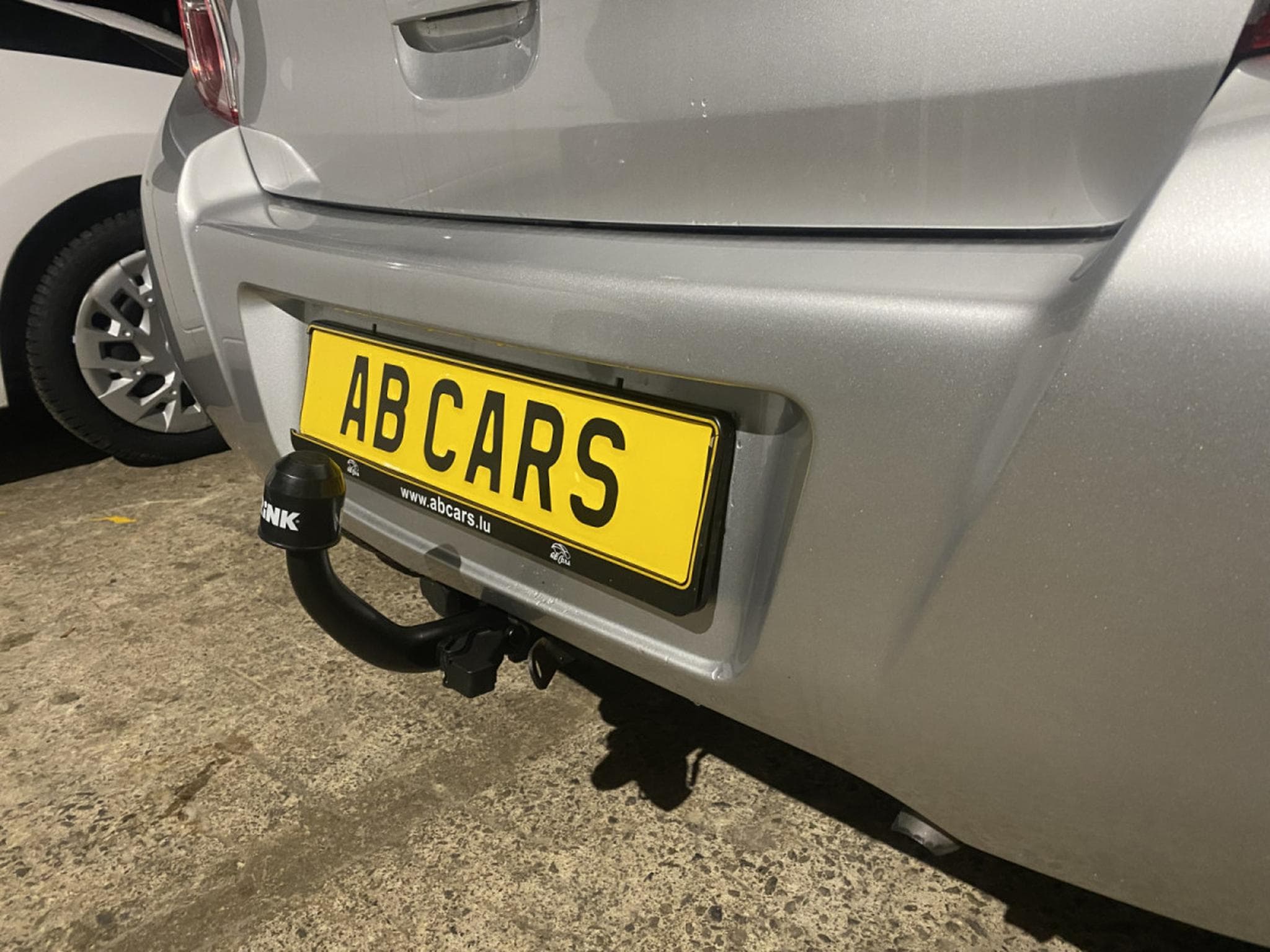 Suzuki Celerio 1.0i Comfort AC Att. Rem. (2018) - Foto 17