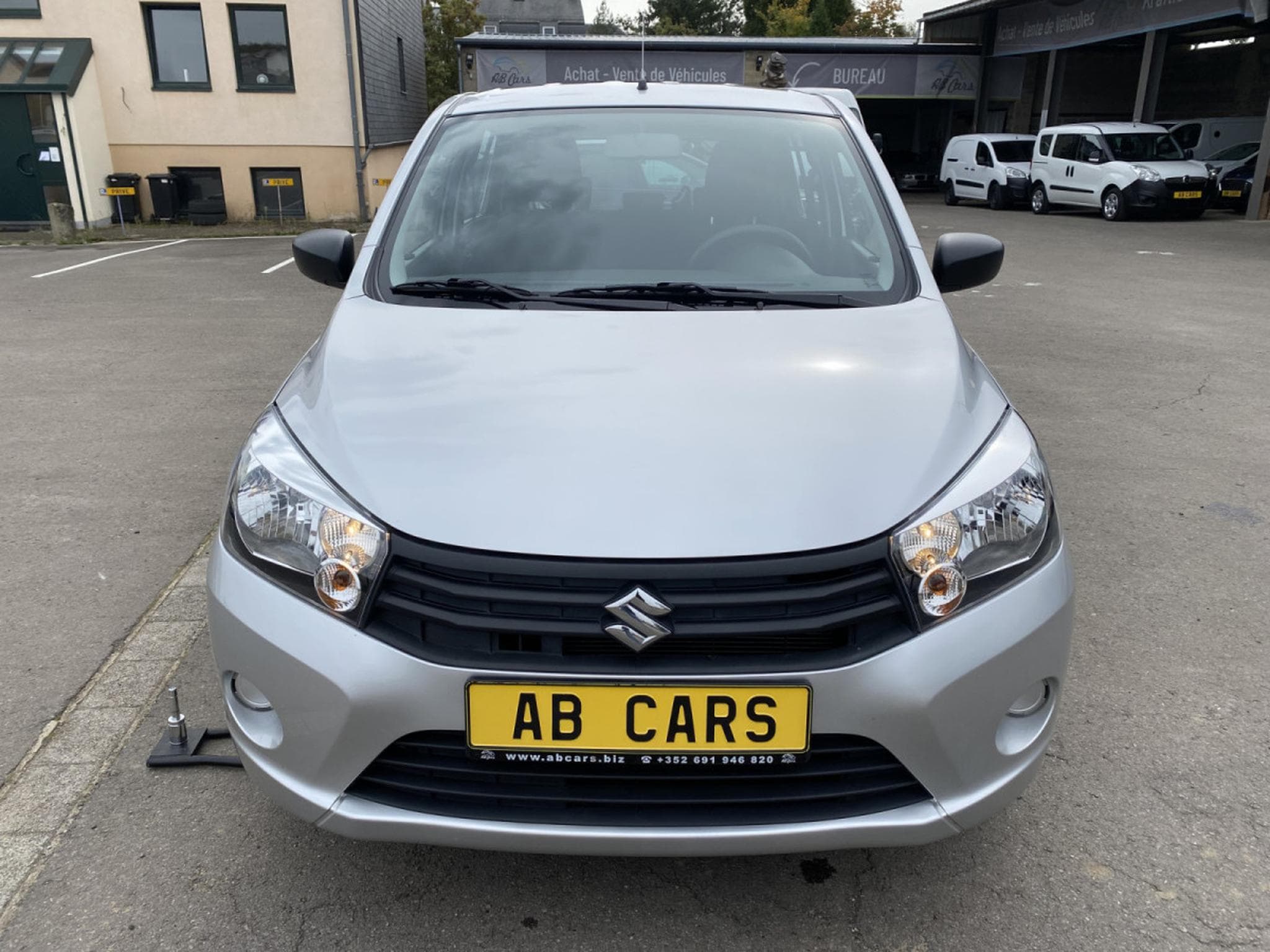Suzuki Celerio 1.0i Comfort AC Att. Rem. (2018) - Photo 2