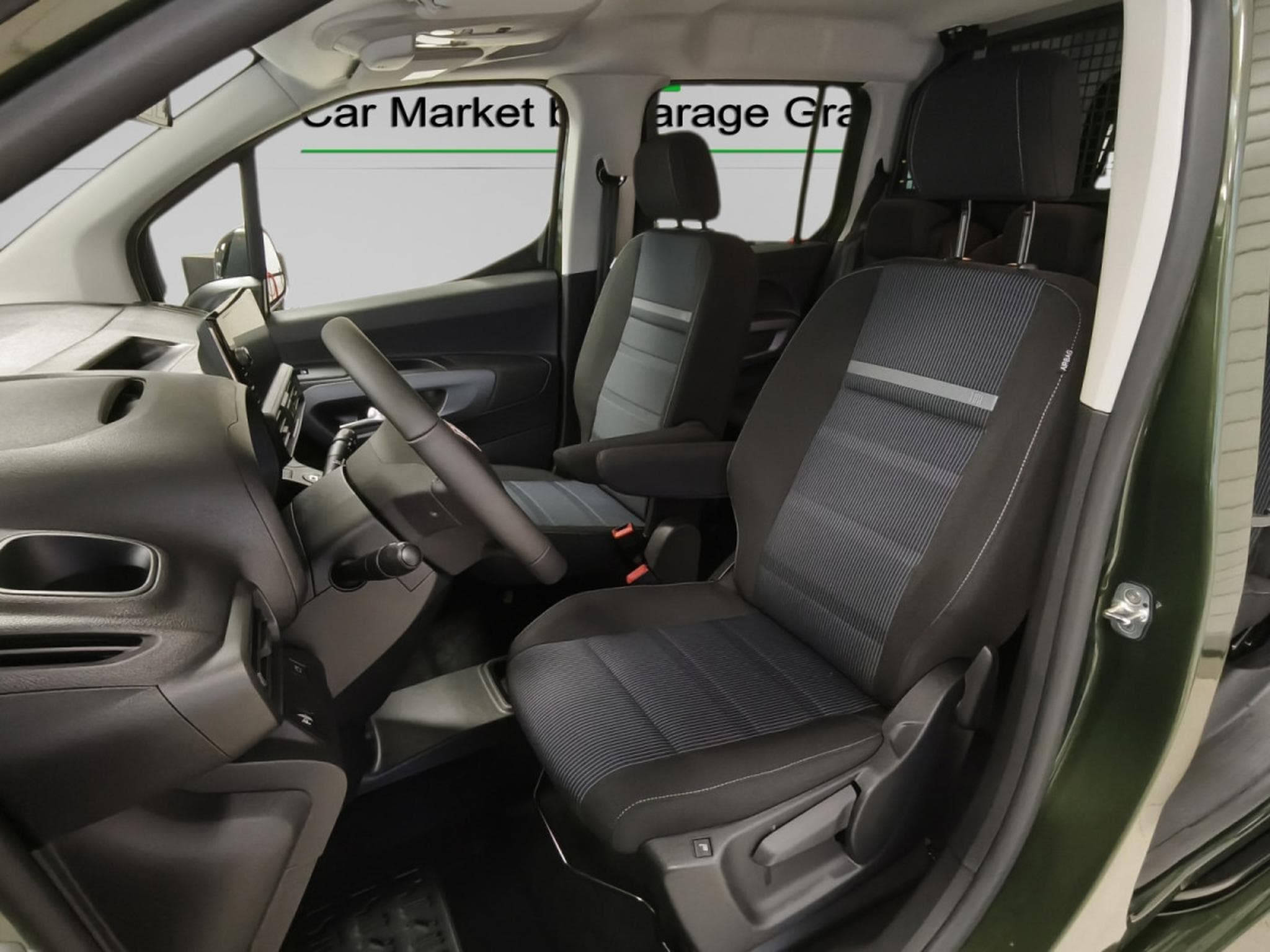 Fiat Doblo Kombi 1.5 BlueHDI (2024) - Foto 7